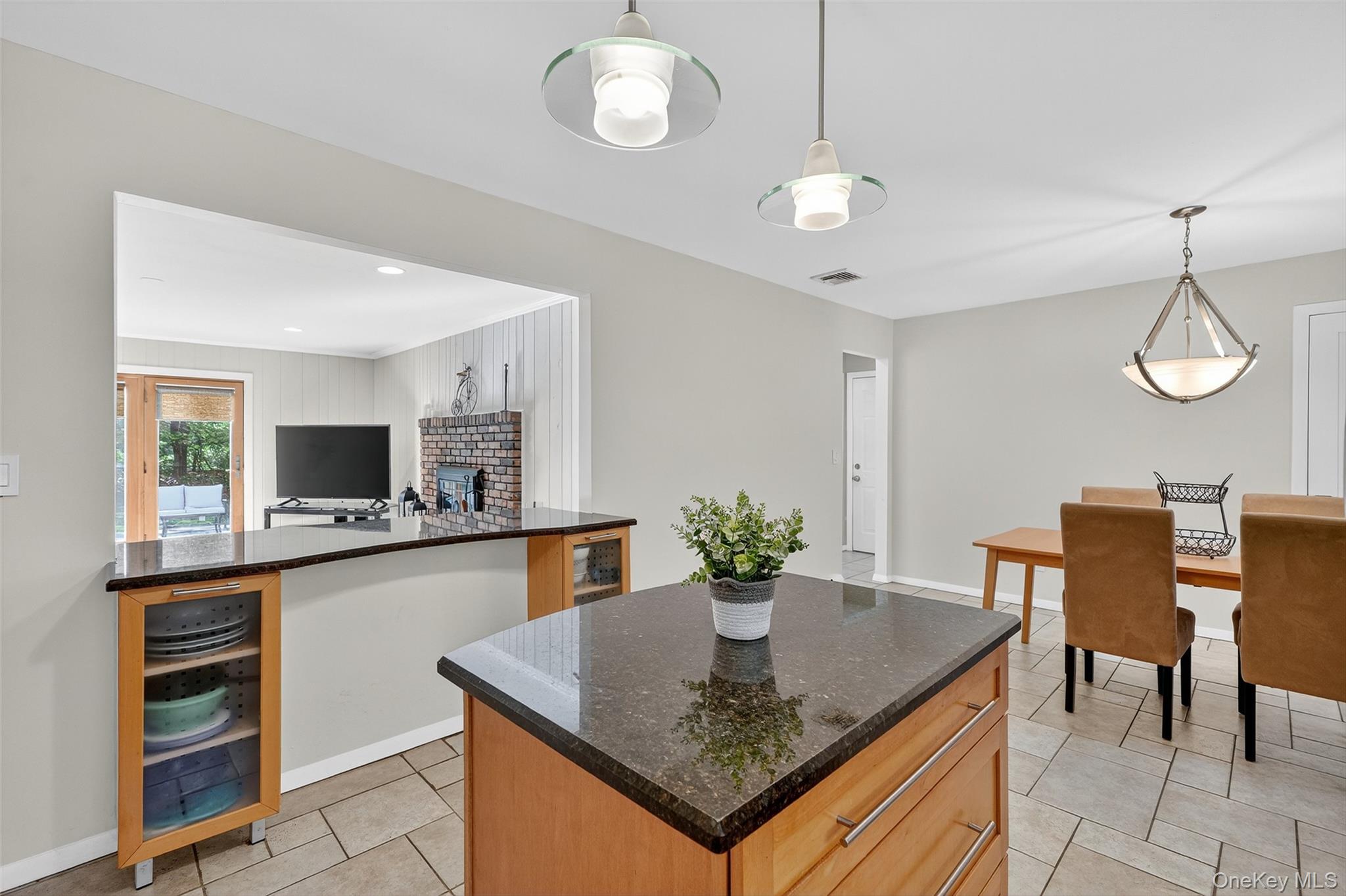 37 Continental Drive, West Nyack, NY 10994