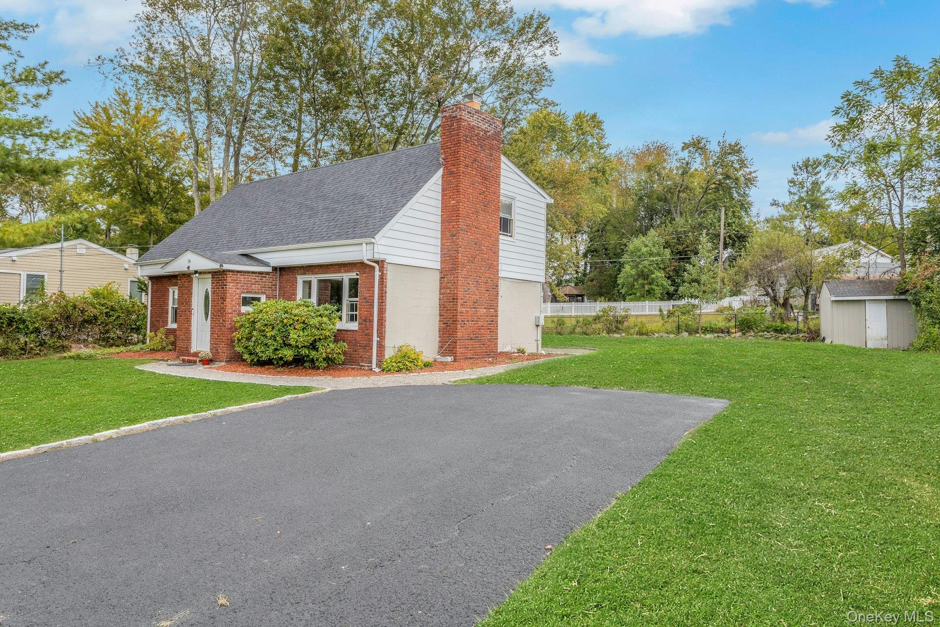 74 E Lakeshore Drive, Carmel, NY 10512