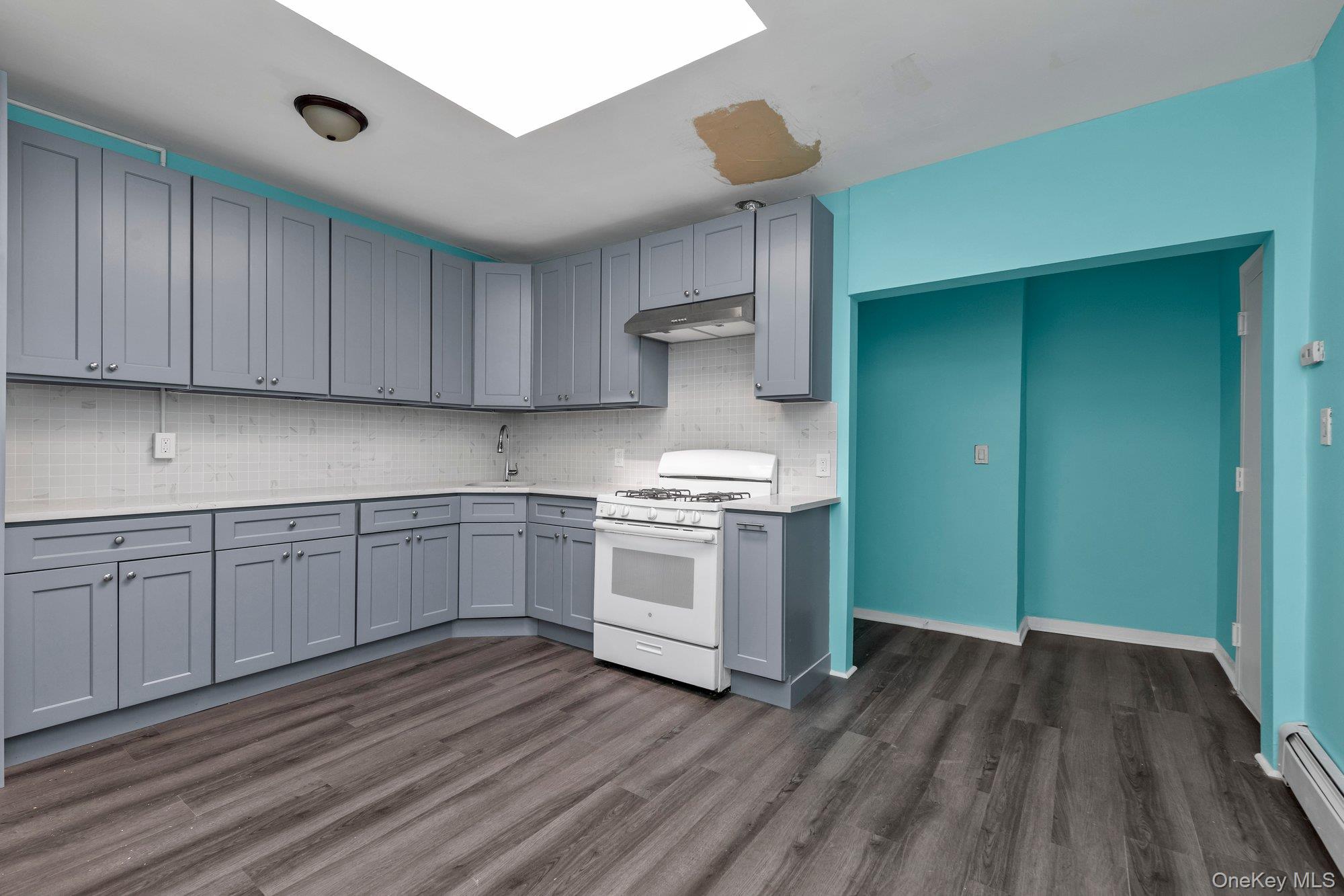 13411 Liberty Avenue, Richmond Hill, NY 11419