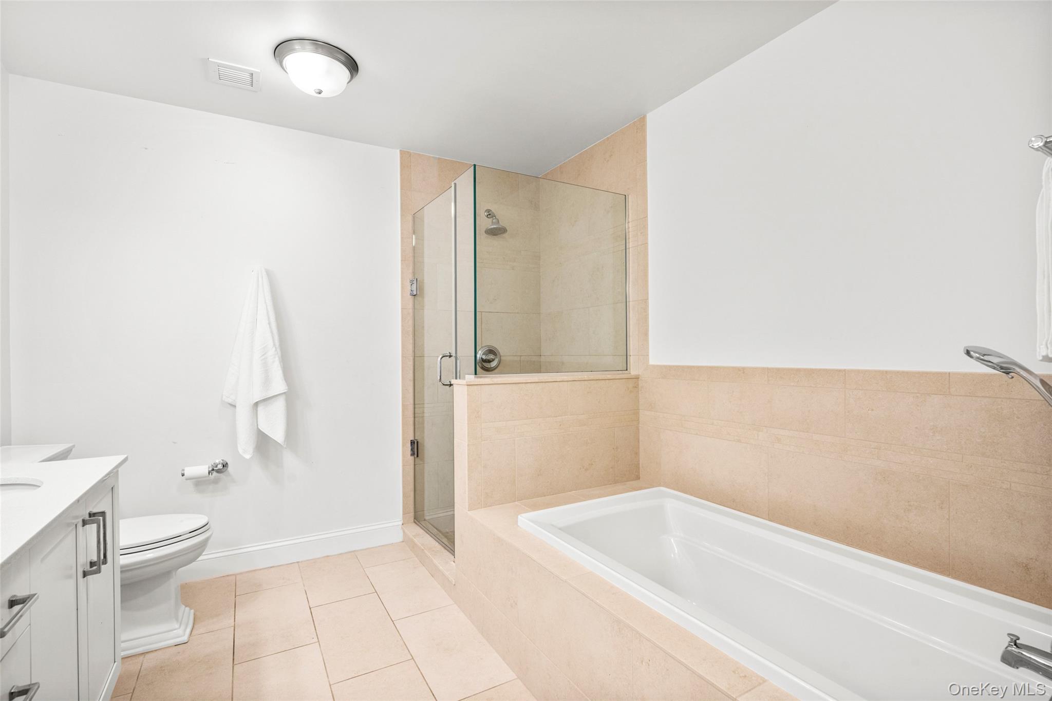 10 Byron Place # 204, Larchmont, NY 10538