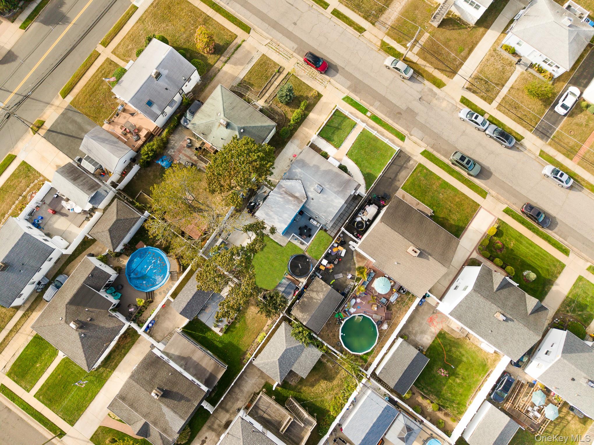 11 Overton Street, Freeport, NY 11520