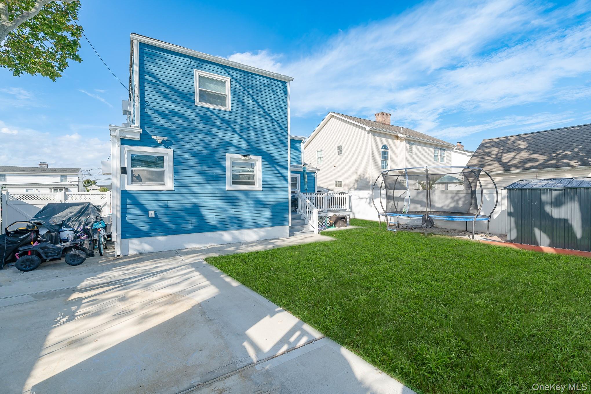 11 Overton Street, Freeport, NY 11520