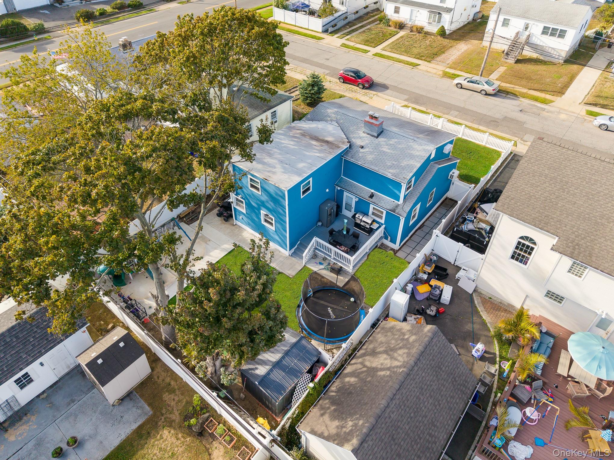 11 Overton Street, Freeport, NY 11520