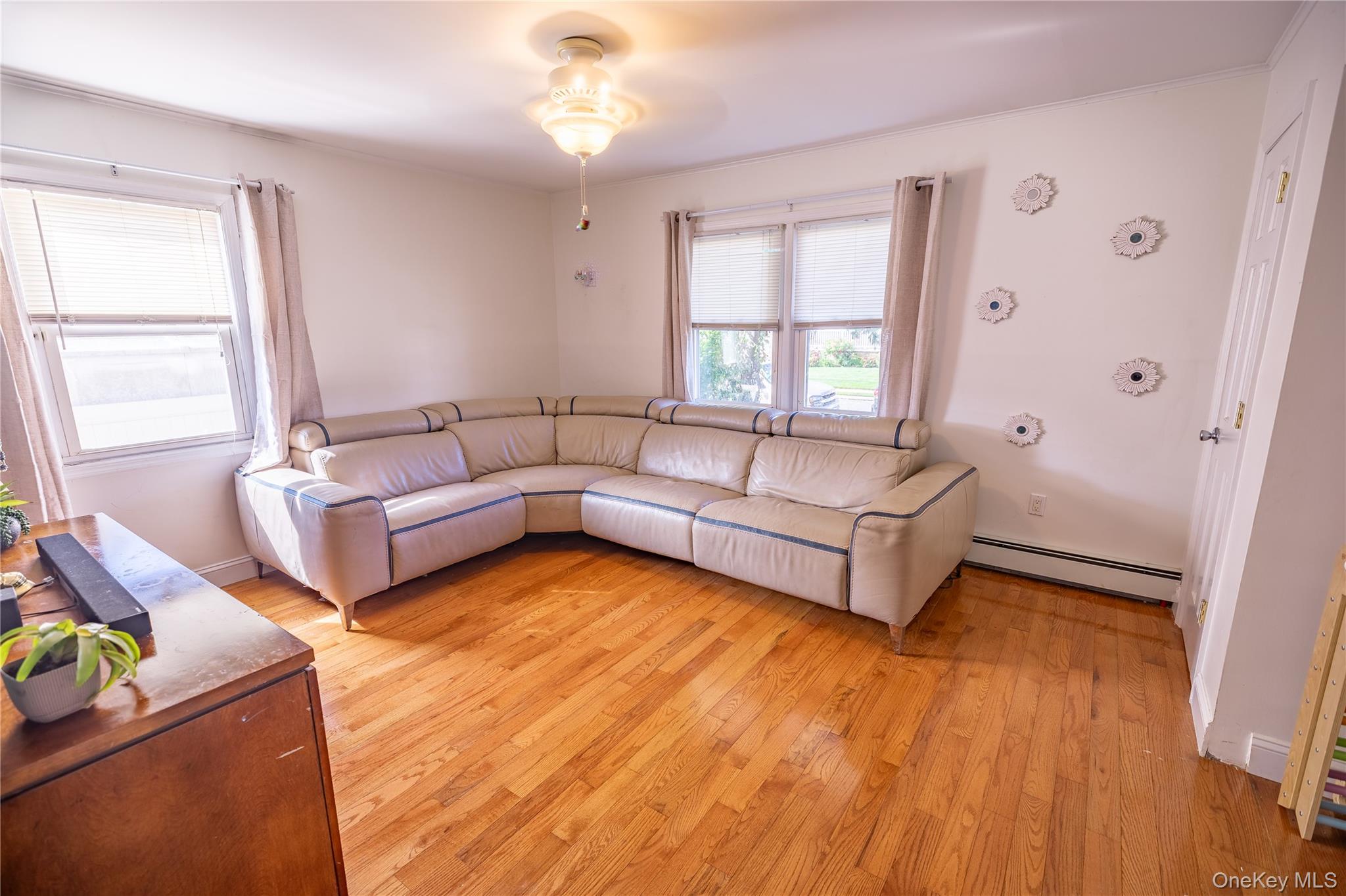 125 Garfield Street, Freeport, NY 11520