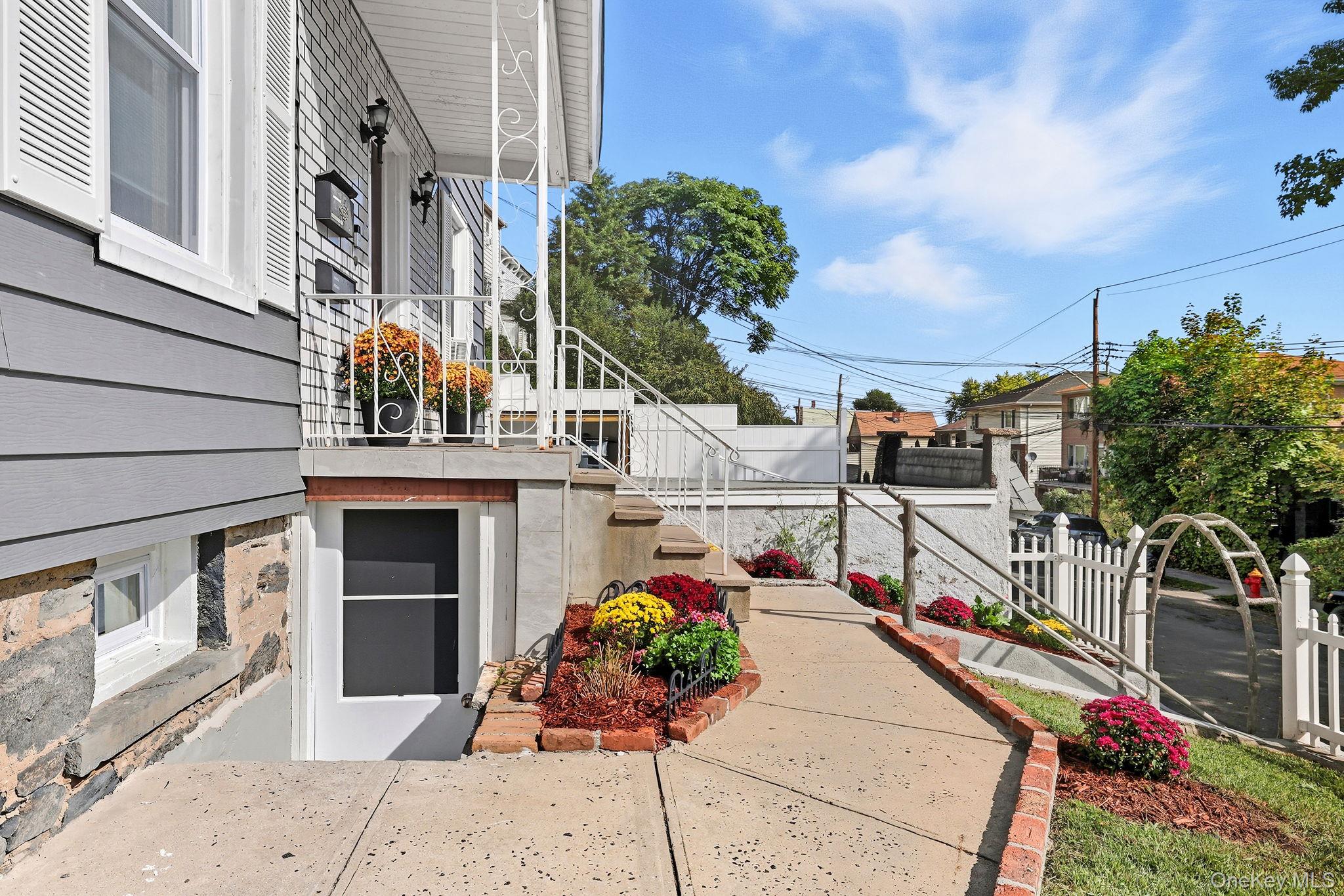 261 Edwards Place, Yonkers, NY 10703