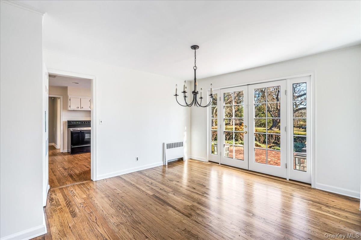 110 Hegemans Lane, Old Brookville, NY 11545