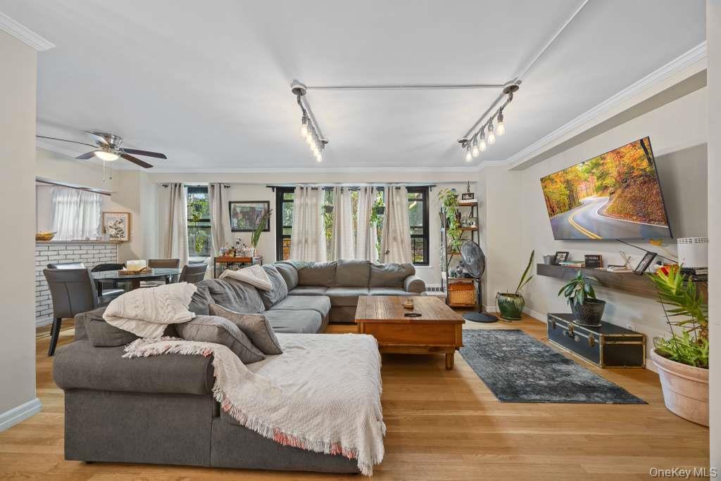 3850 Sedgwick Avenue # 2G, Bronx, NY 10463