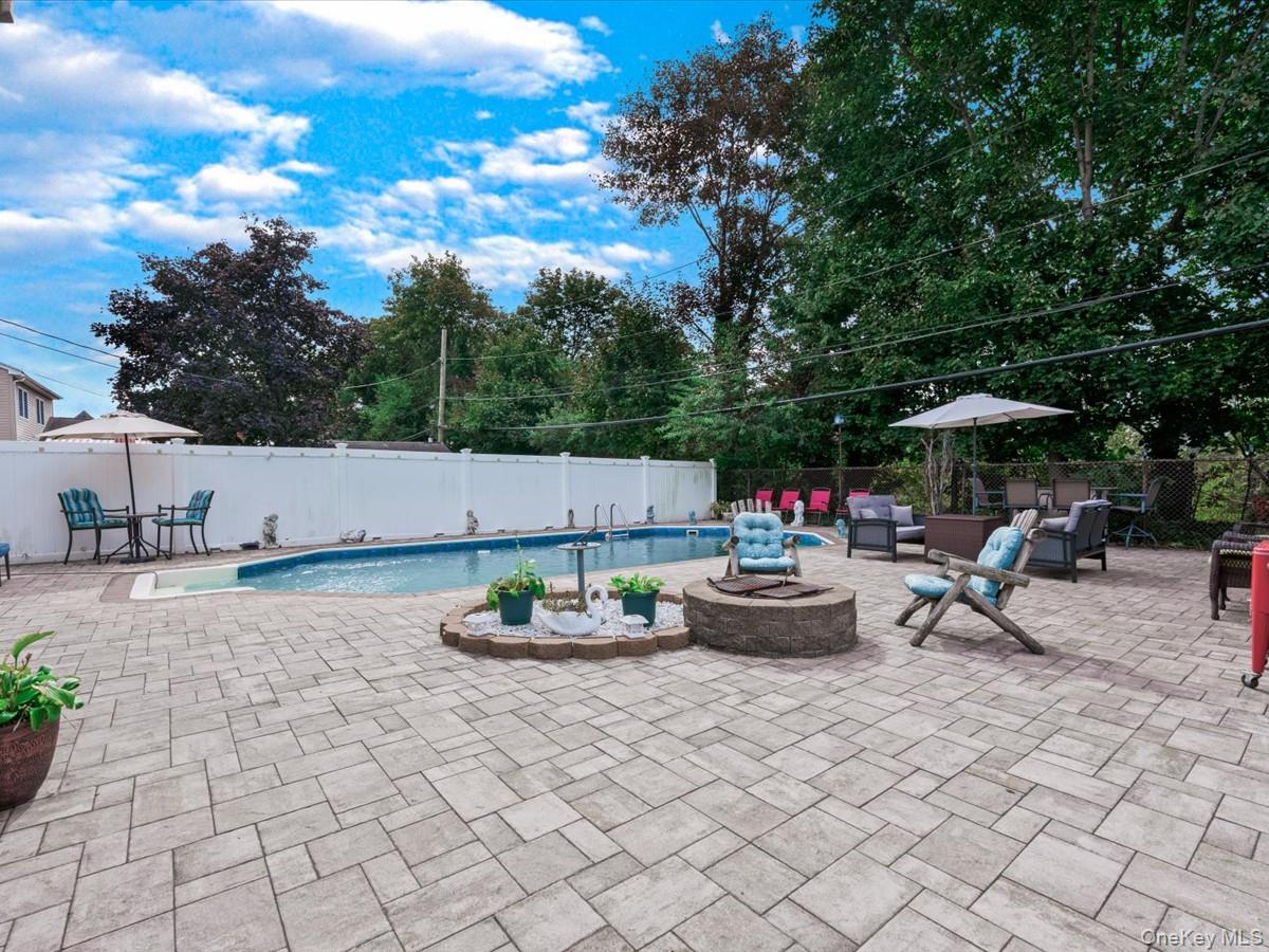 80 Fairview Avenue, East Meadow, NY 11554