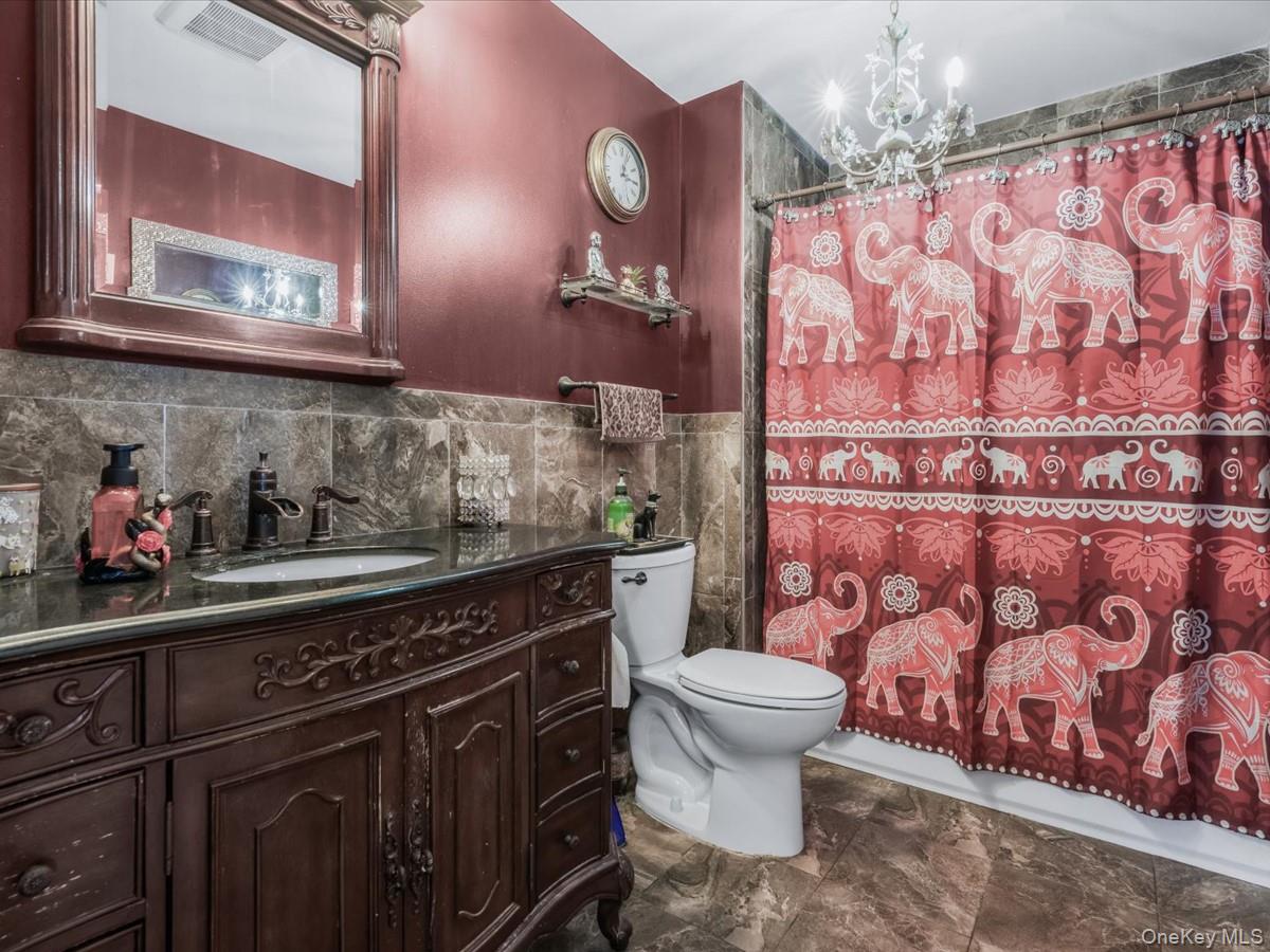 80 Fairview Avenue, East Meadow, NY 11554