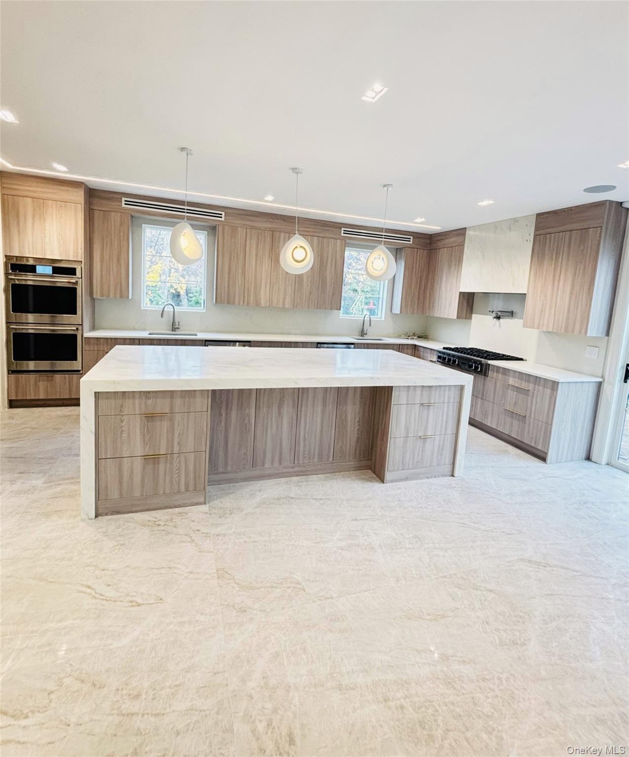 136 Park Street, Woodmere, NY 11598