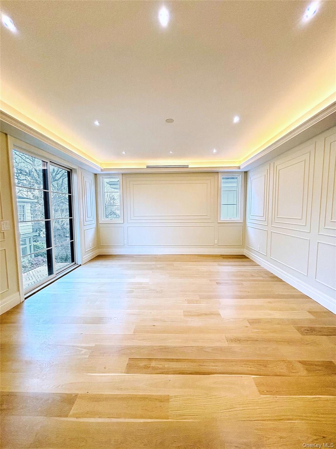 136 Park Street, Woodmere, NY 11598