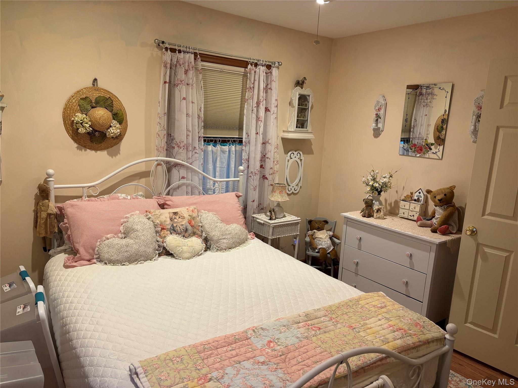 18 Alden Terrace, Millbrook, NY 12545