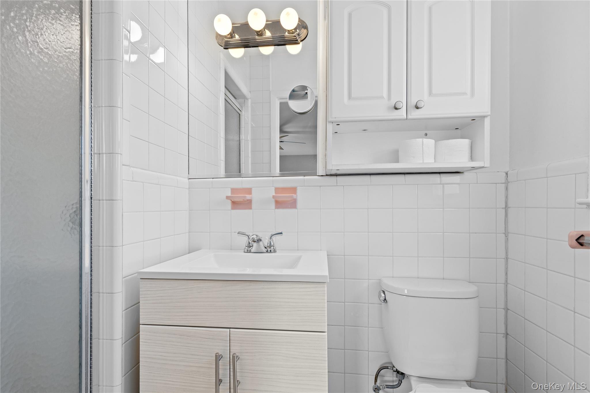 538 W Hudson St, Long Beach, NY 11561