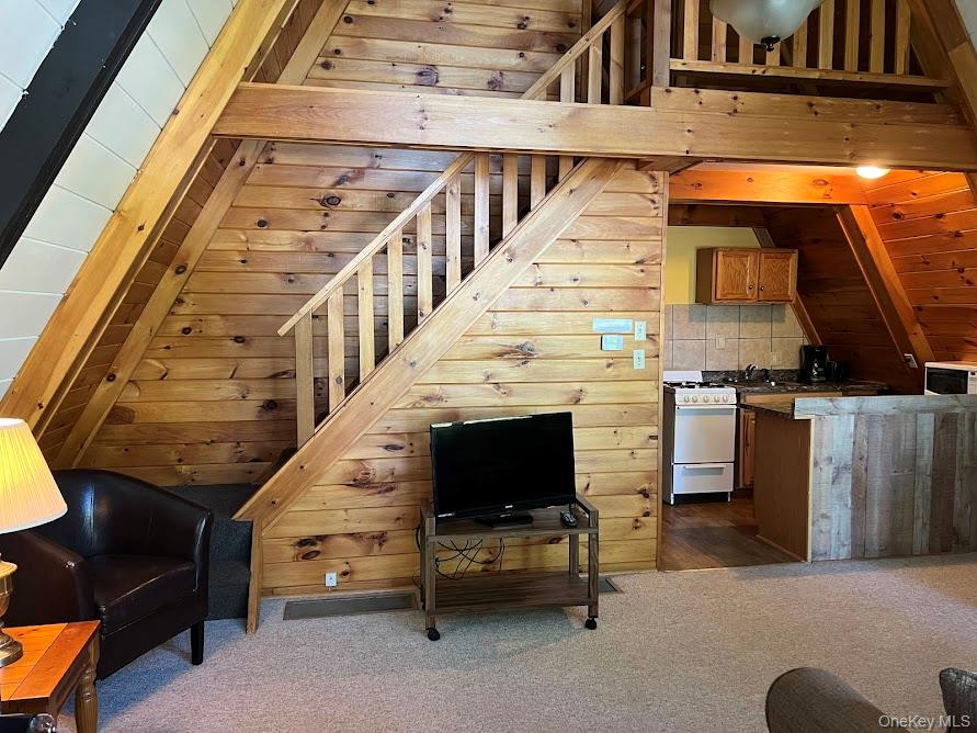 2354 Rt 9n, Lake George, NY 12845