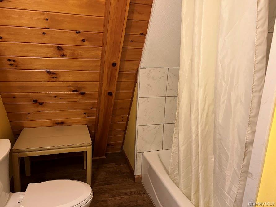 2354 Rt 9n, Lake George, NY 12845