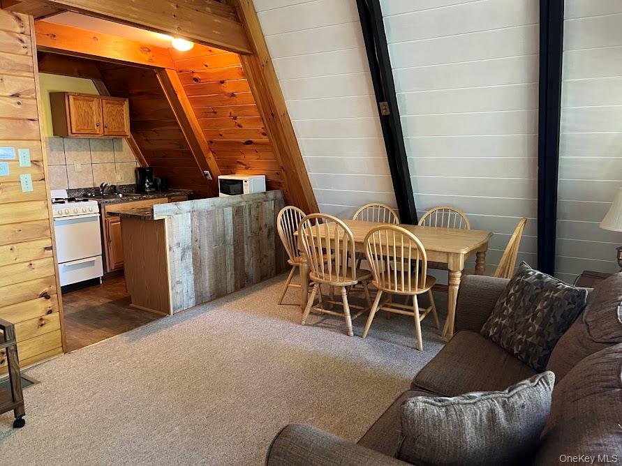 2354 Rt 9n, Lake George, NY 12845