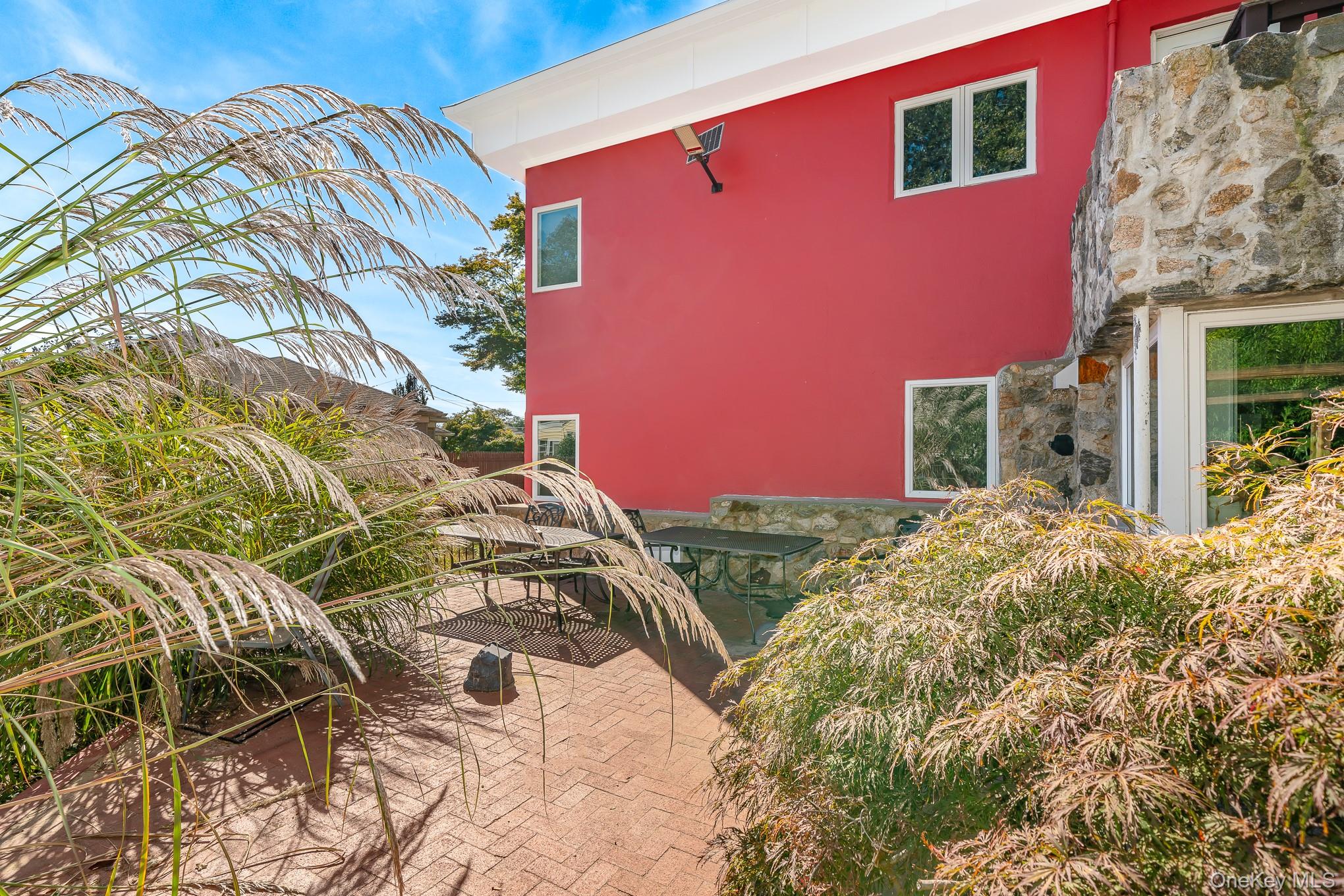 28 Riverside Avenue, Amityville, NY 11701