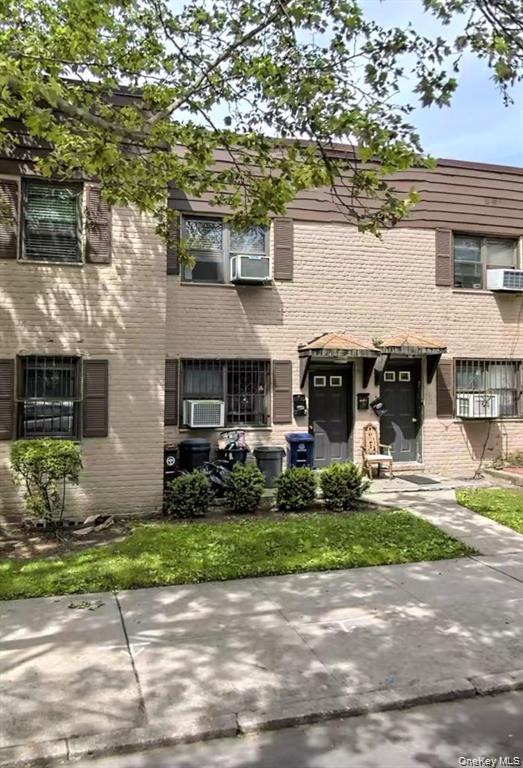 71-38 147th Street # 27A, Kew Garden Hills, NY 11367