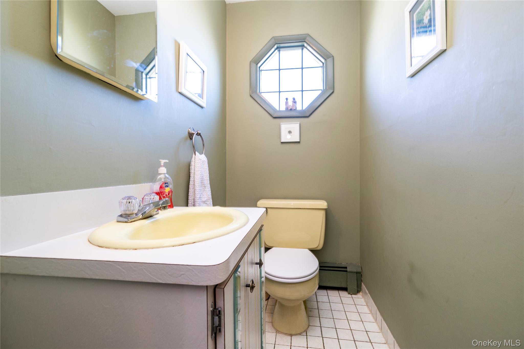 580 E Pine Street, Long Beach, NY 11561