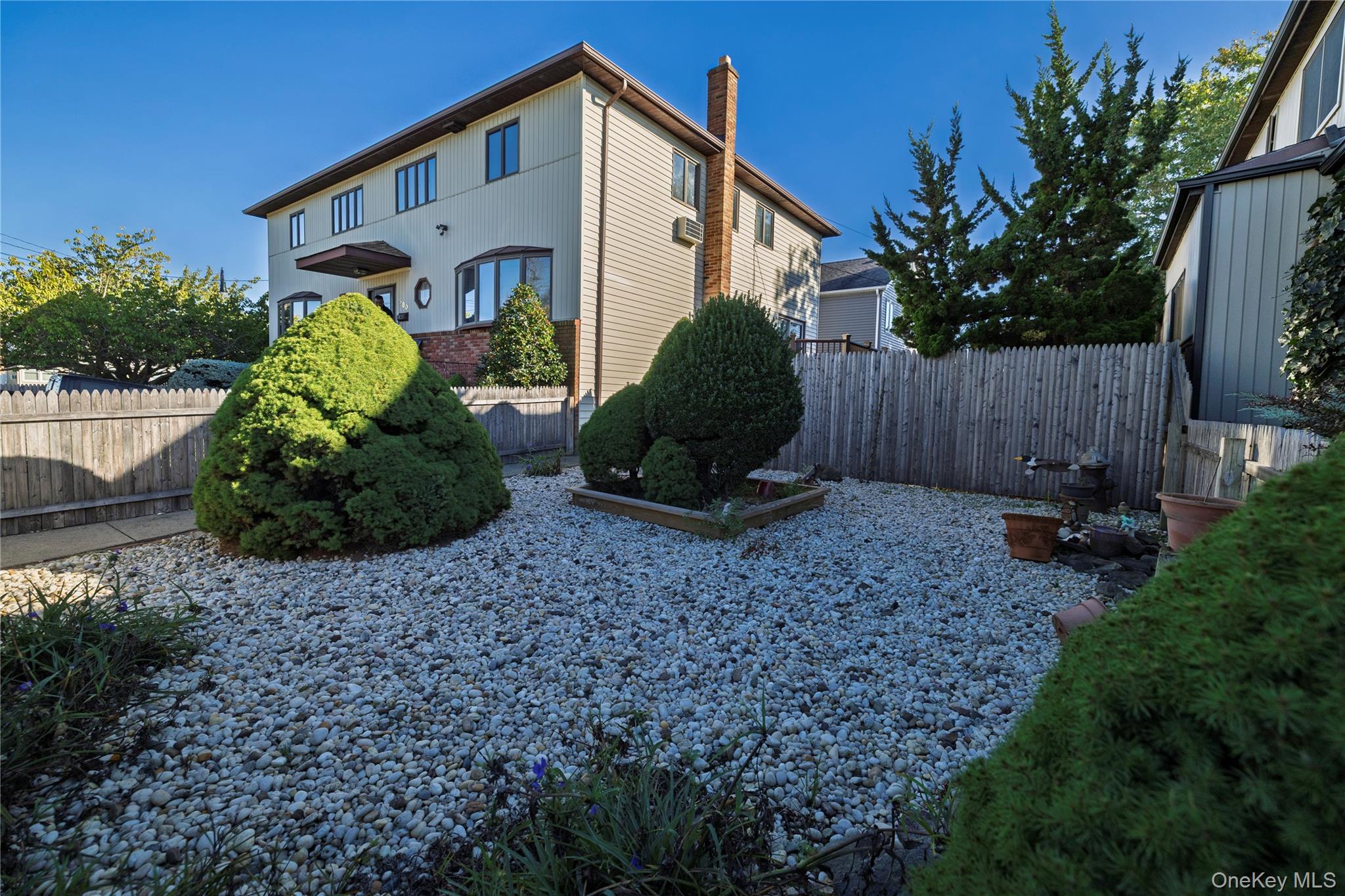 580 E Pine Street, Long Beach, NY 11561