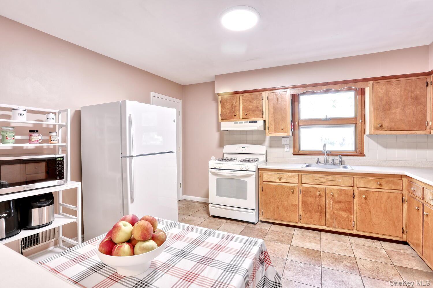 41 Woodland Drive, Suffern, NY 10901