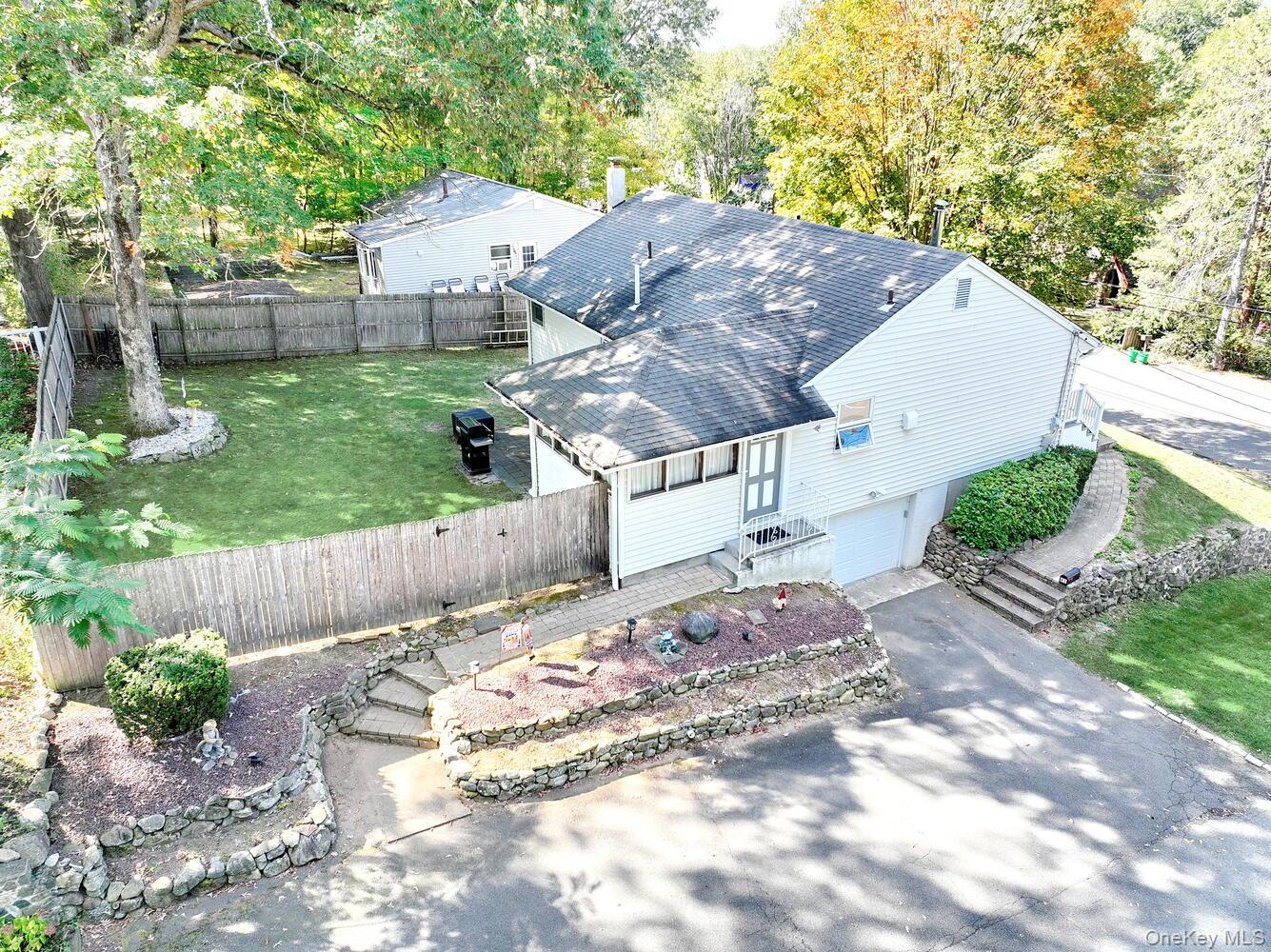 41 Woodland Drive, Suffern, NY 10901