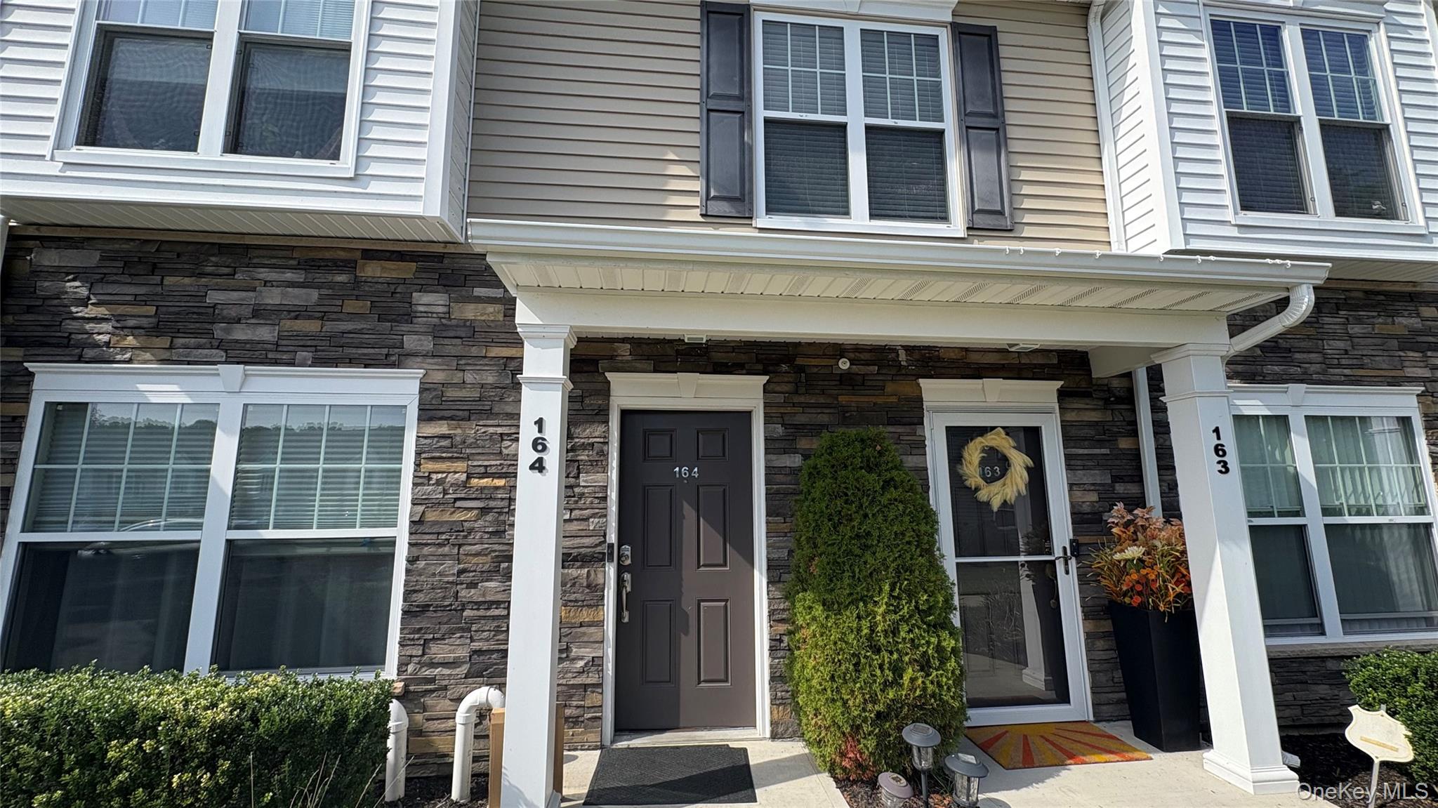 164 Ashley Ct, Central Islip, NY 11722