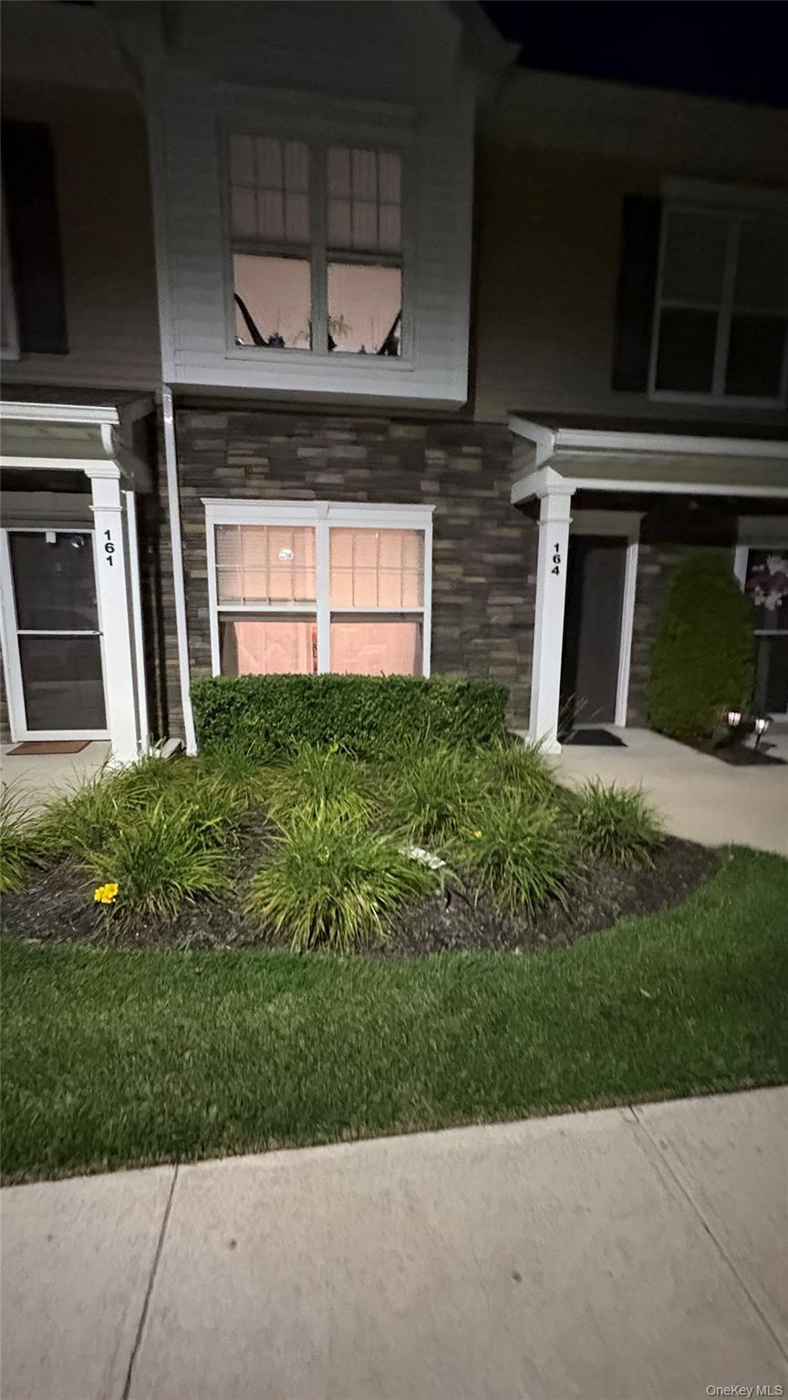 164 Ashley Ct, Central Islip, NY 11722