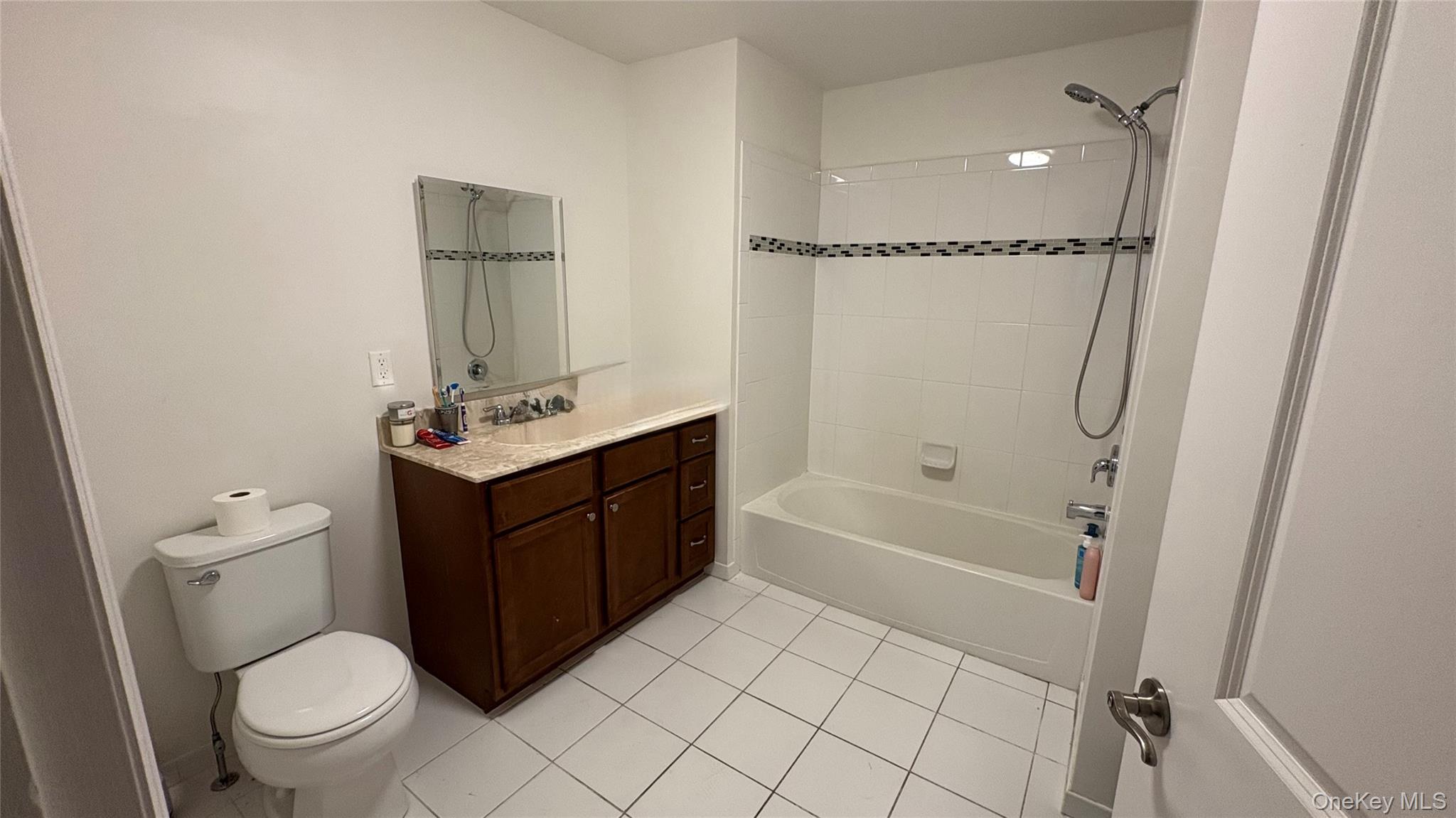 164 Ashley Ct, Central Islip, NY 11722