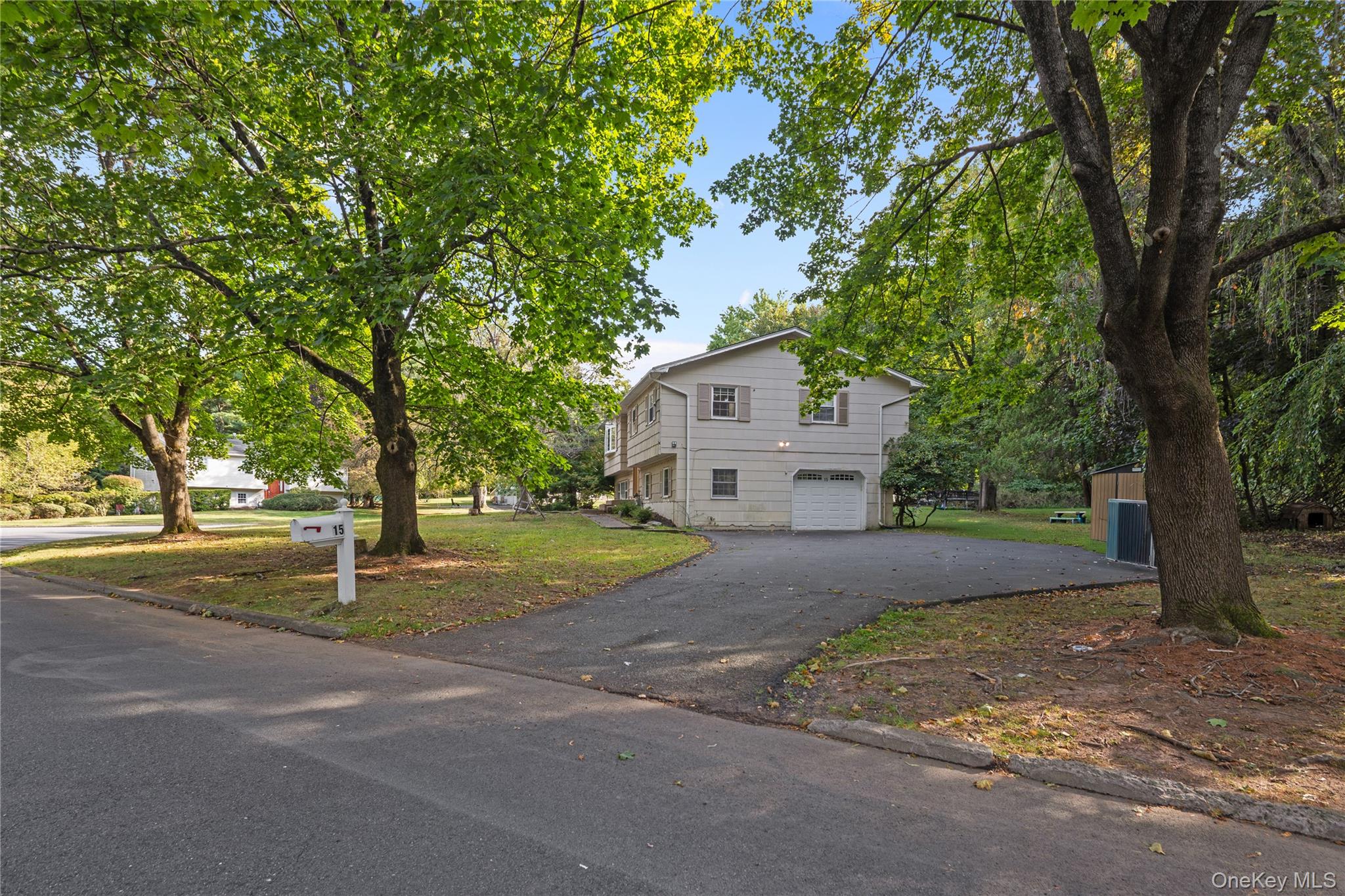 15 Fairway Oval, Spring Valley, NY 10977