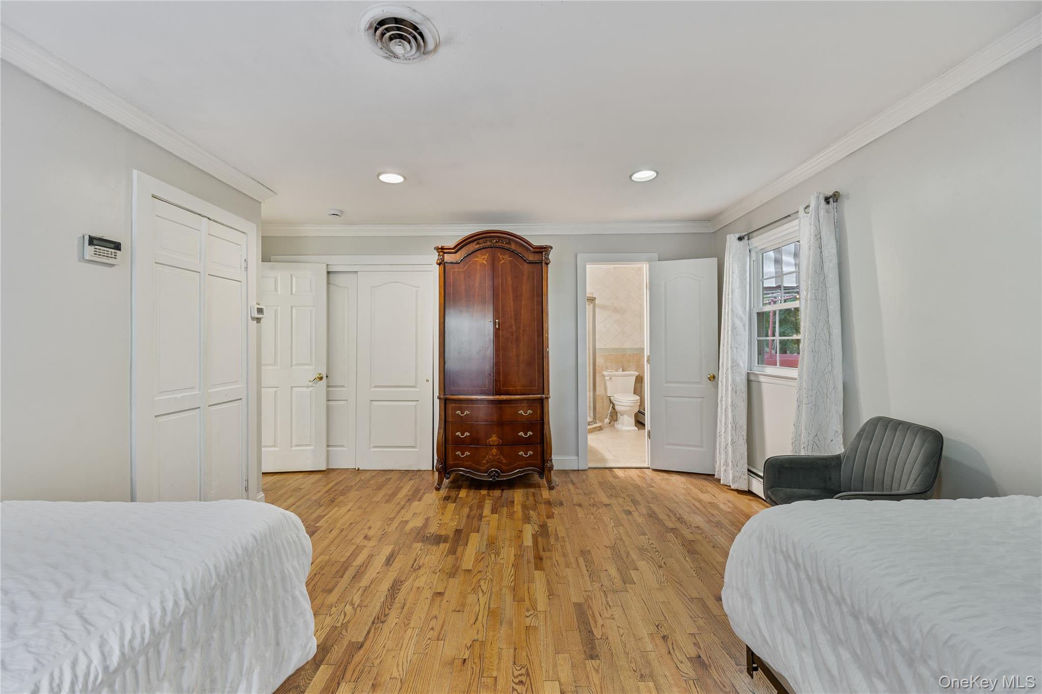 15 Fairway Oval, Spring Valley, NY 10977