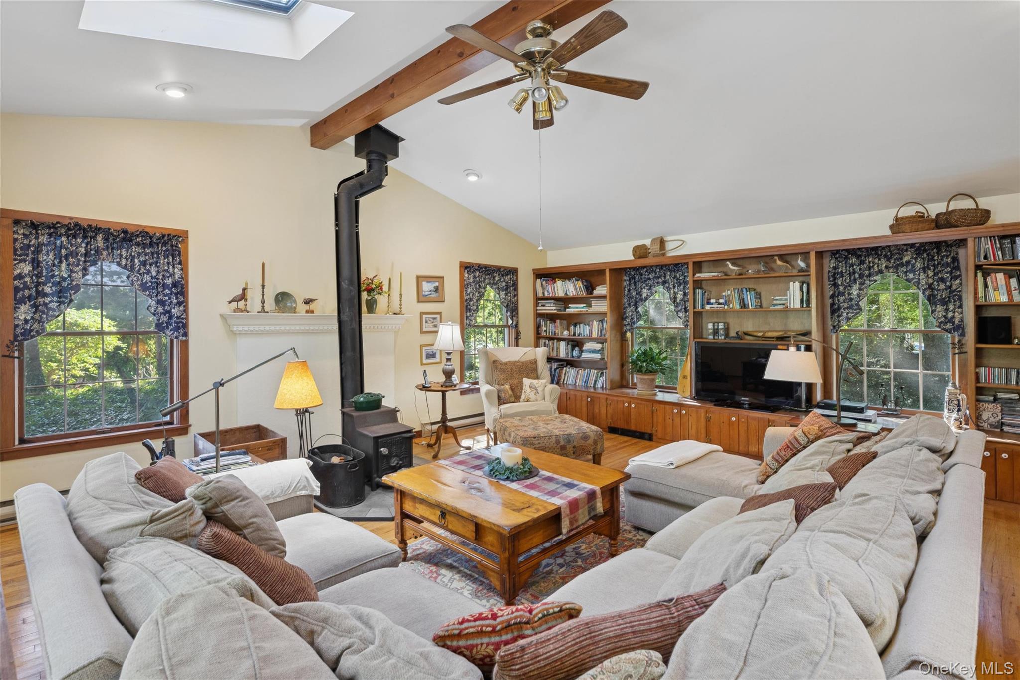 1420 Laurelwood Drive, Laurel, NY 11948