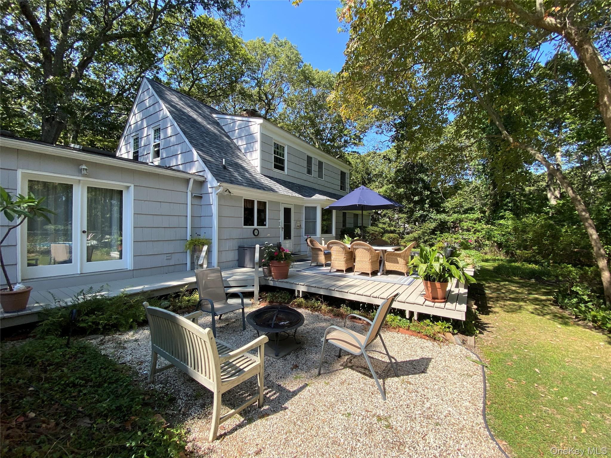 1420 Laurelwood Drive, Laurel, NY 11948