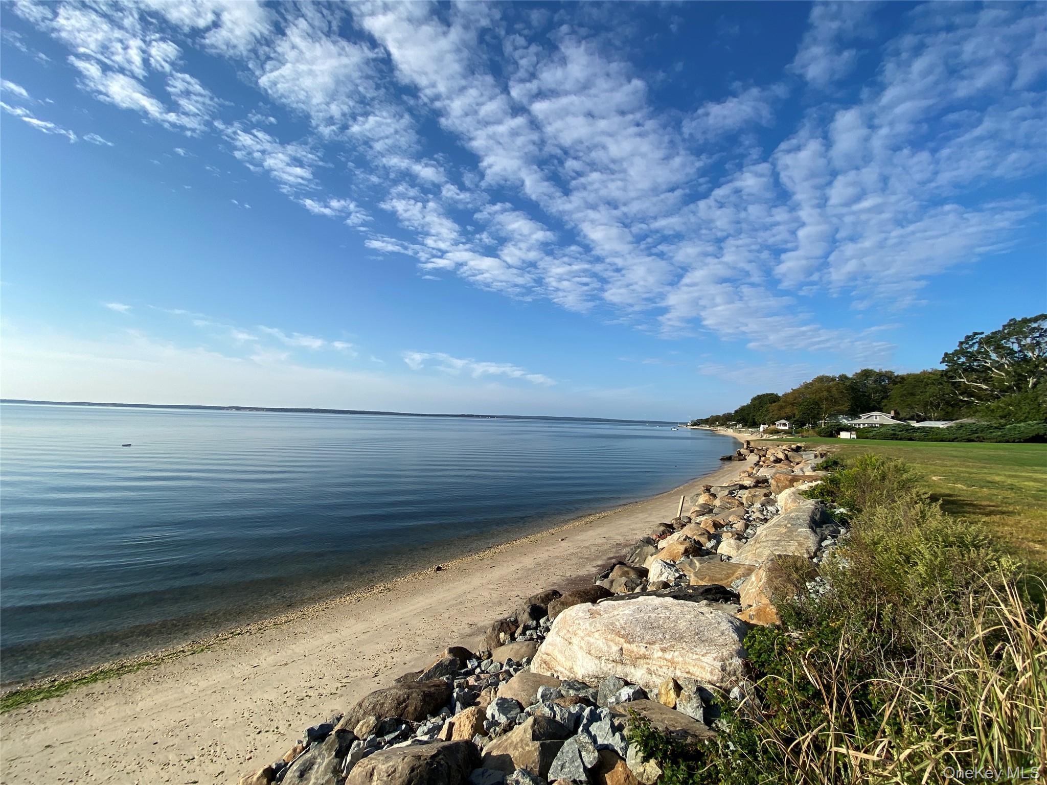 1420 Laurelwood Drive, Laurel, NY 11948