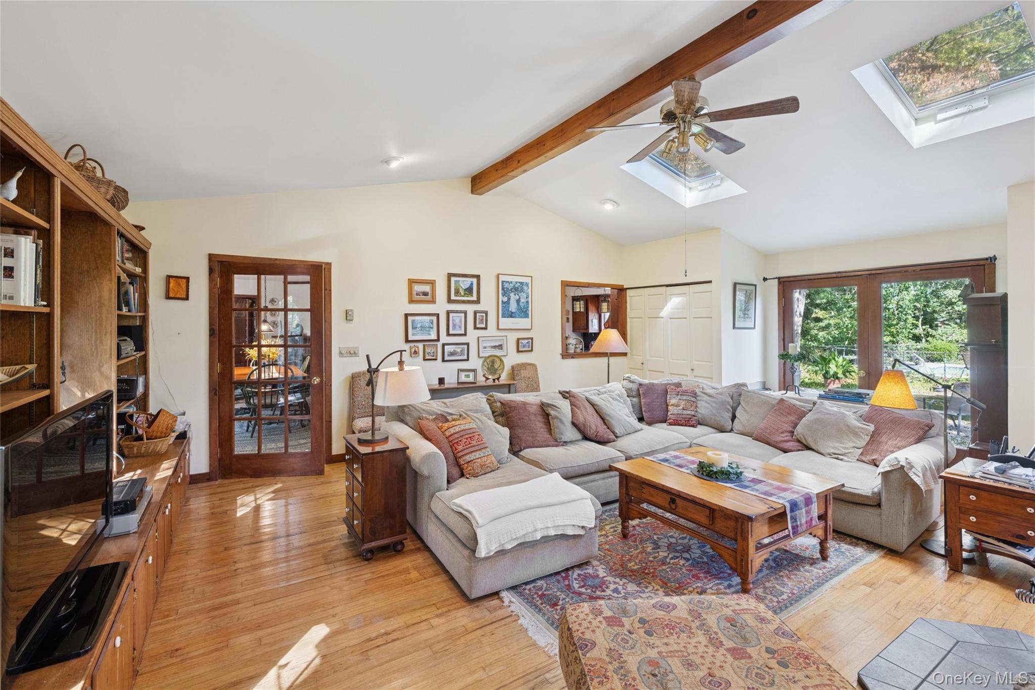 1420 Laurelwood Drive, Laurel, NY 11948