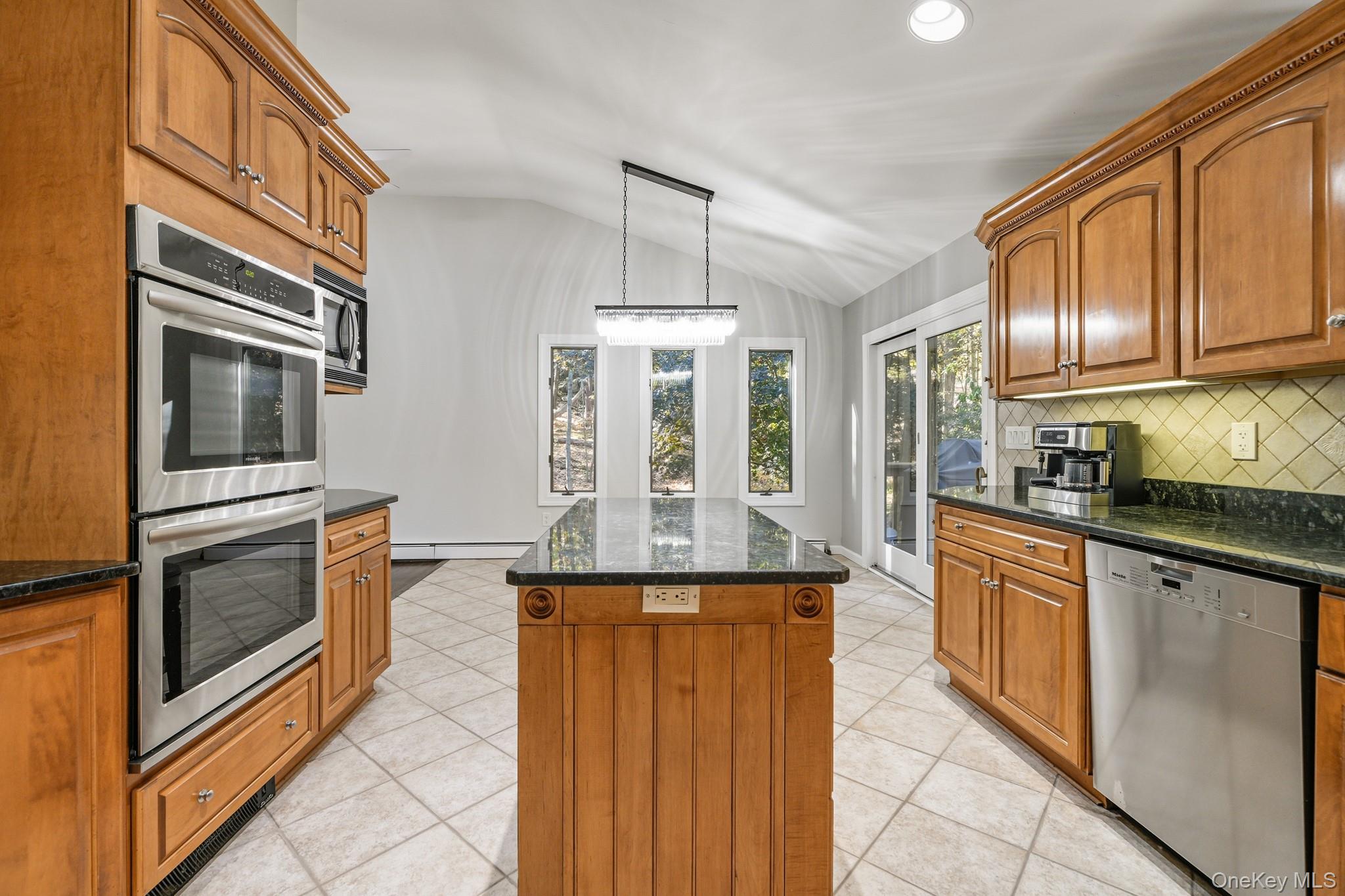 1179 E Mombasha Road, Monroe, NY 10950