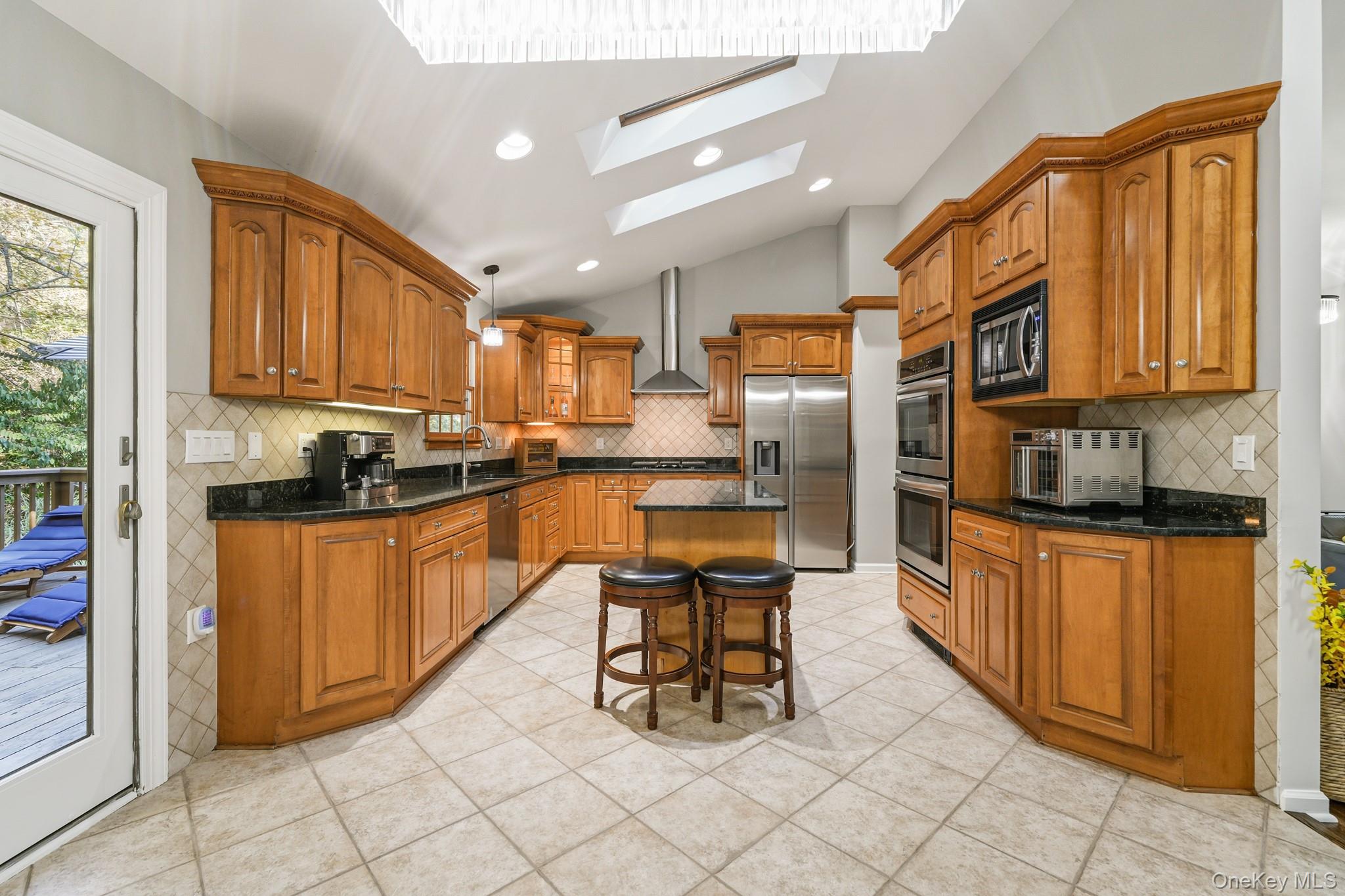 1179 E Mombasha Road, Monroe, NY 10950