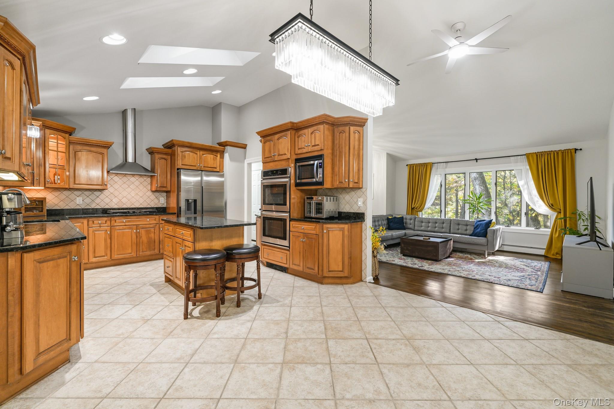 1179 E Mombasha Road, Monroe, NY 10950