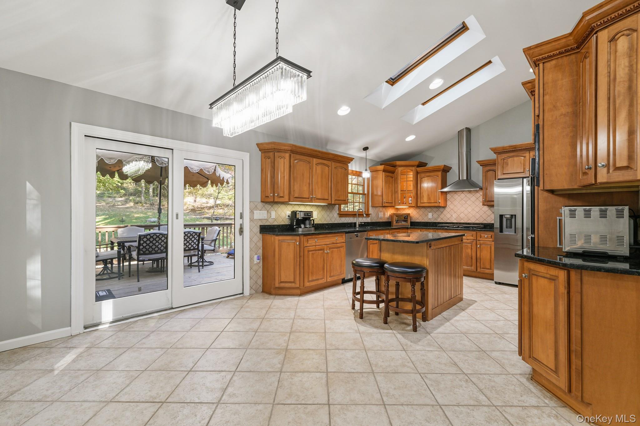 1179 E Mombasha Road, Monroe, NY 10950