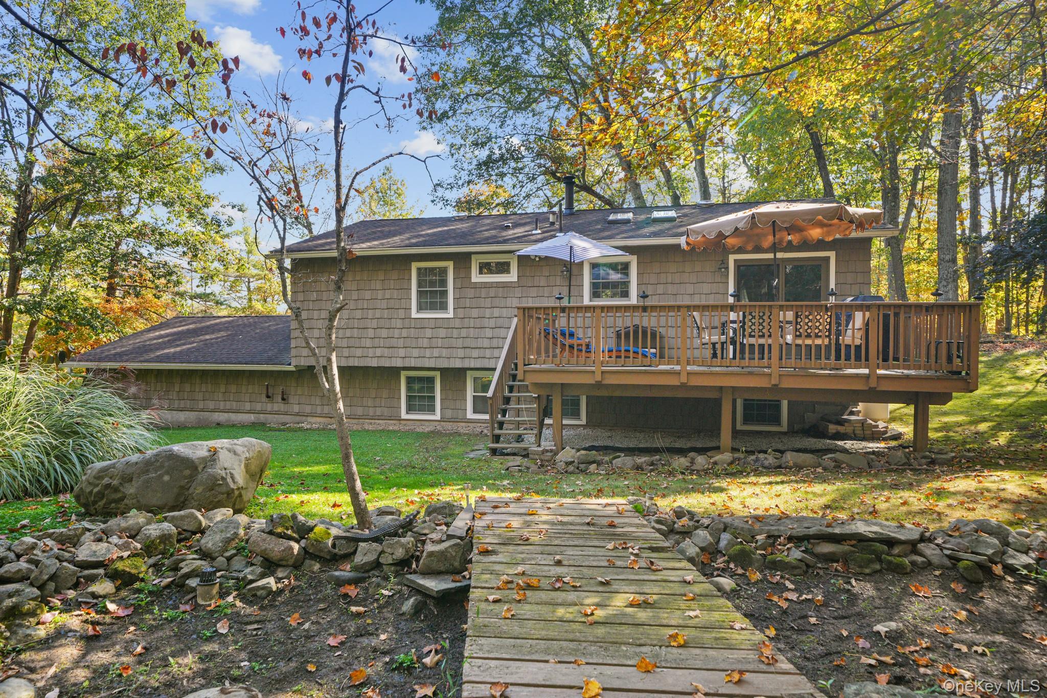 1179 E Mombasha Road, Monroe, NY 10950