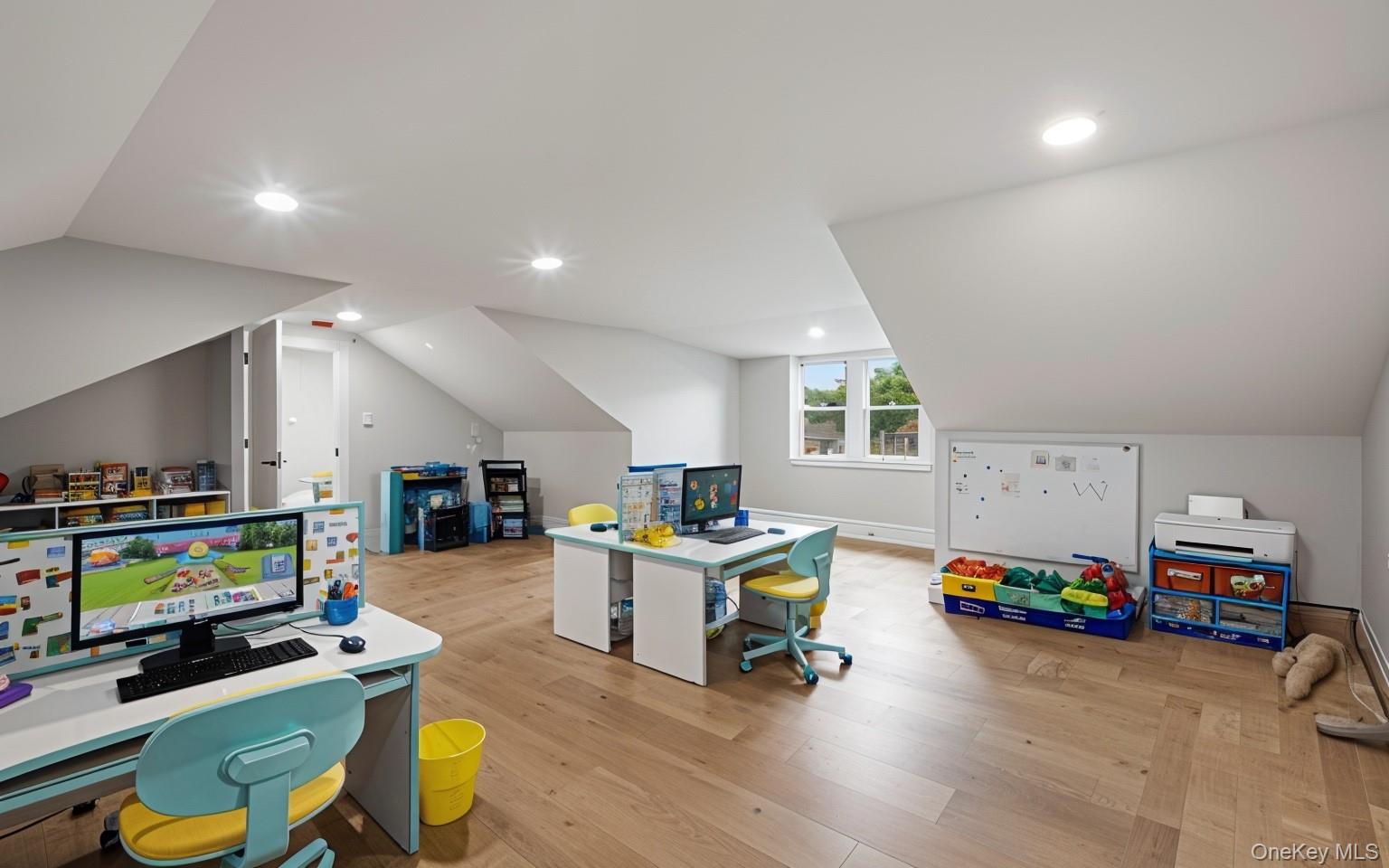 80 Washington Boulevard, Commack, NY 11725