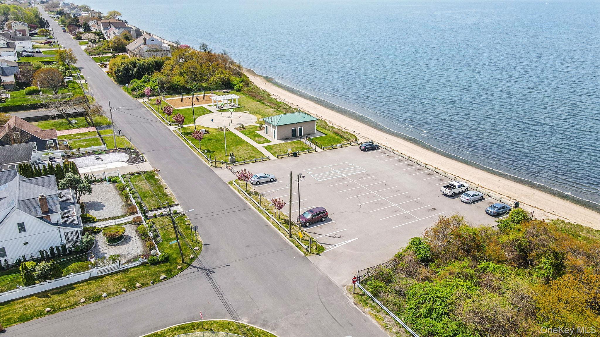 7 Grandview Drive, Shirley, NY 11967