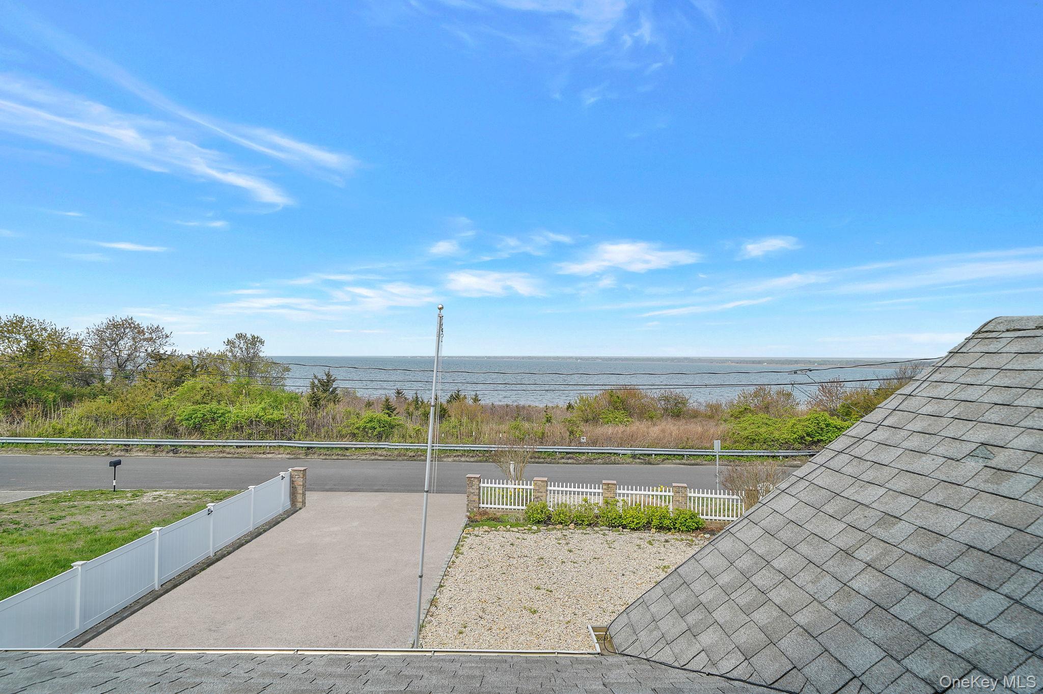 7 Grandview Drive, Shirley, NY 11967