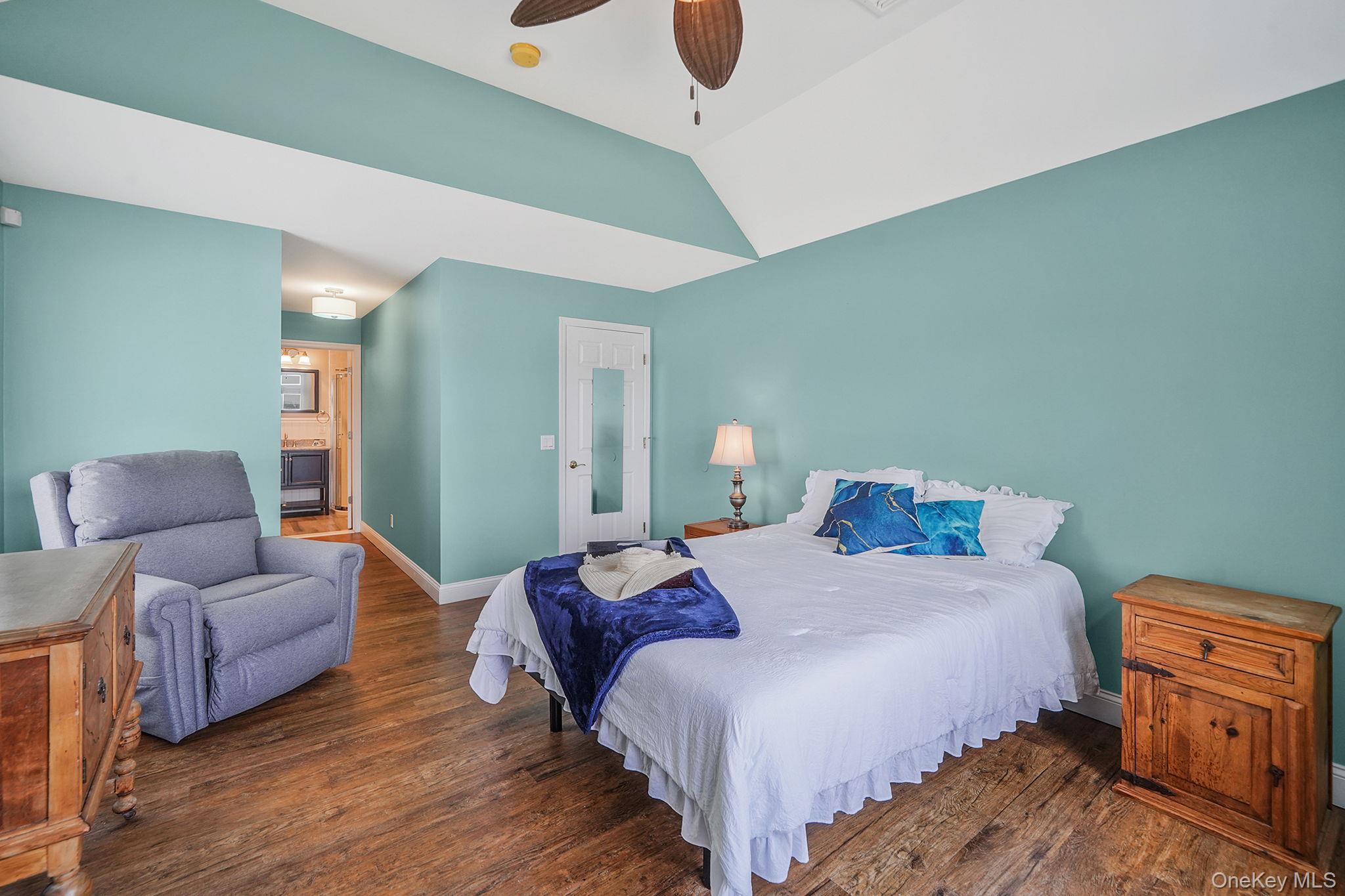 7 Grandview Drive, Shirley, NY 11967