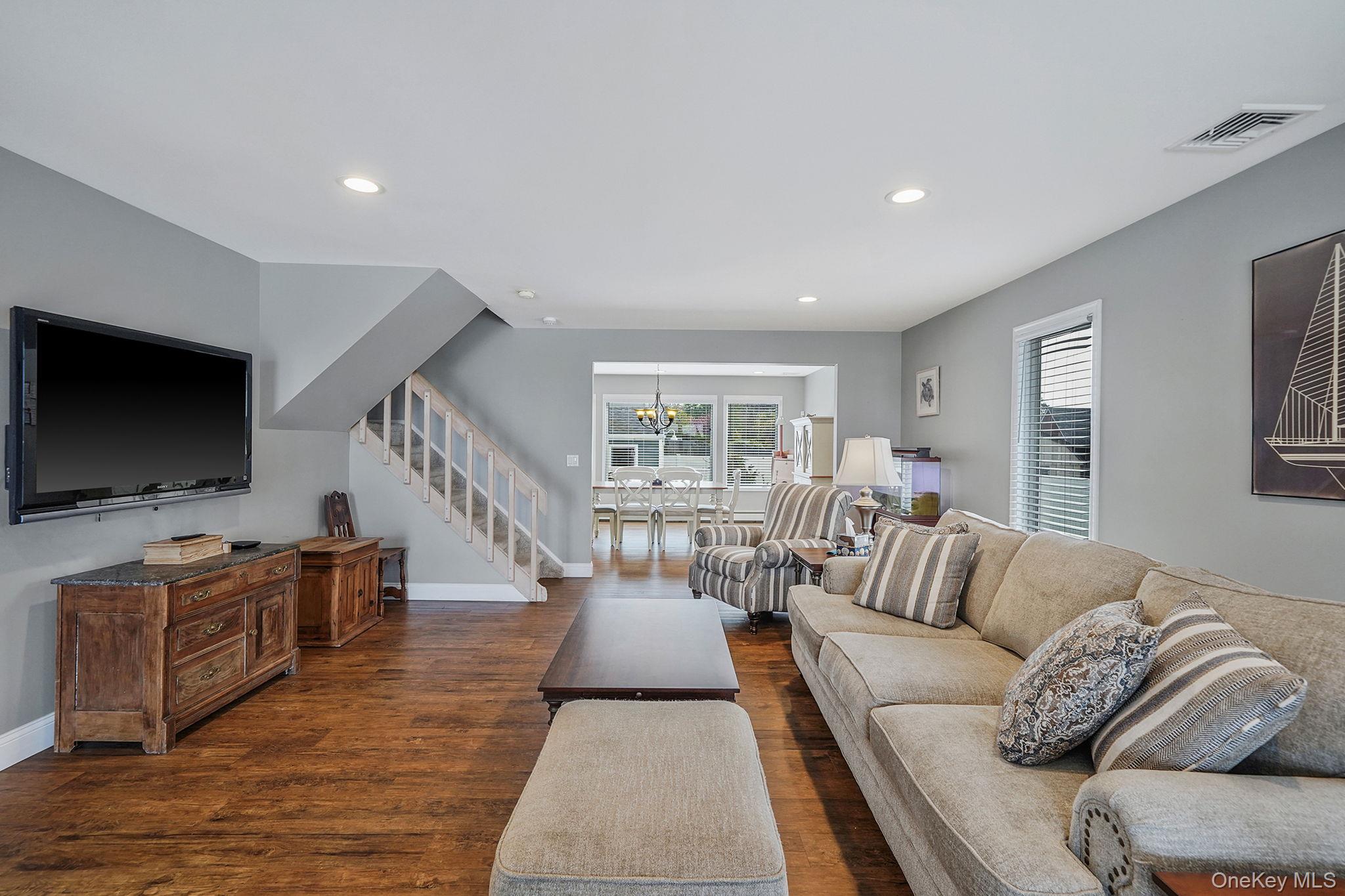 7 Grandview Drive, Shirley, NY 11967