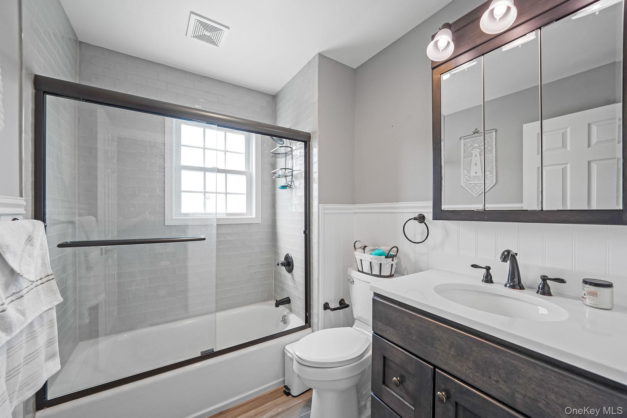 7 Grandview Drive, Shirley, NY 11967