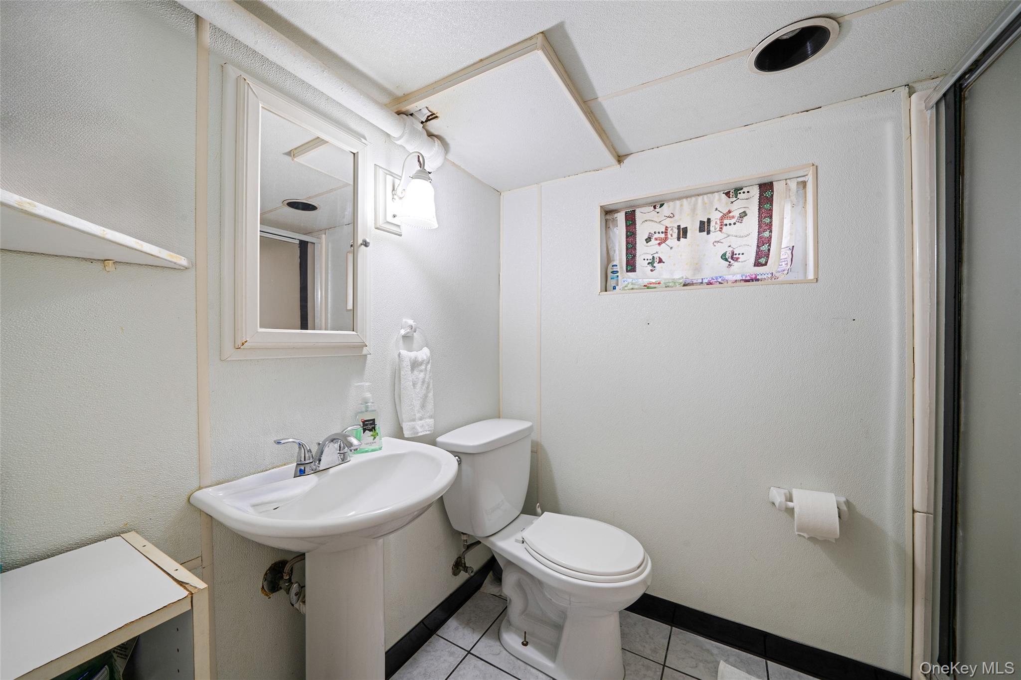 128 Winding Street, Huntington Station, NY 11746