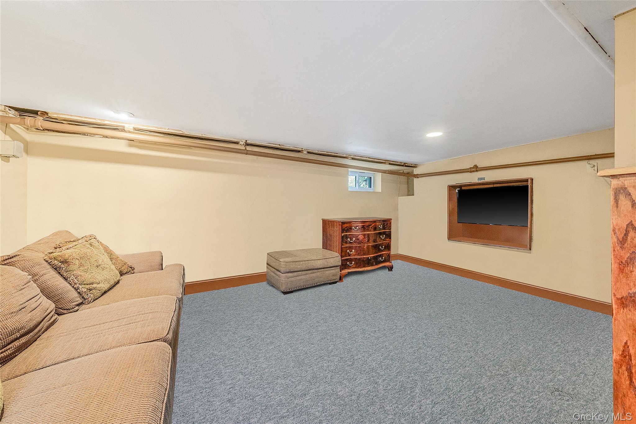 128 Winding Street, Huntington Station, NY 11746