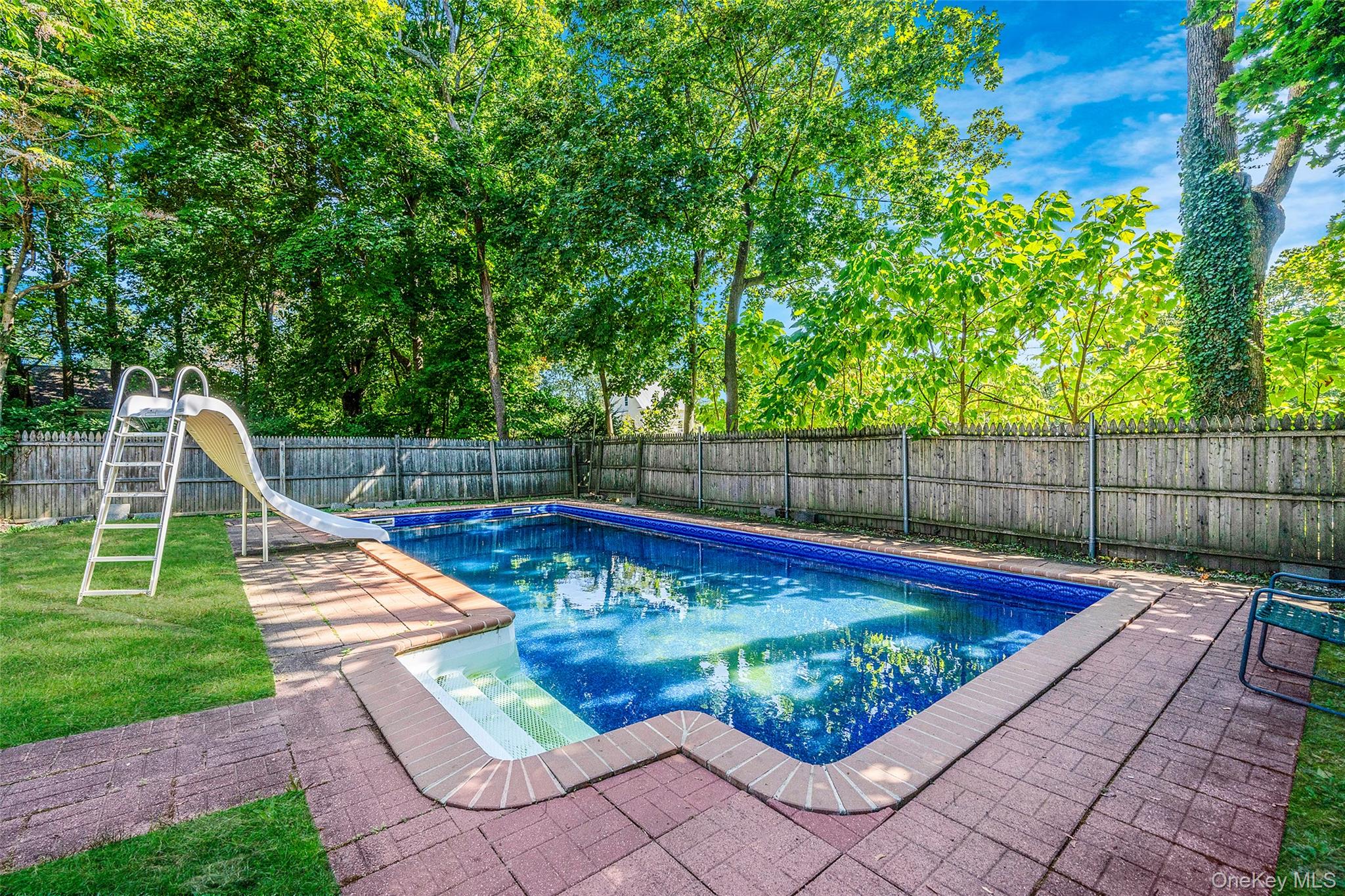 128 Winding Street, Huntington Station, NY 11746