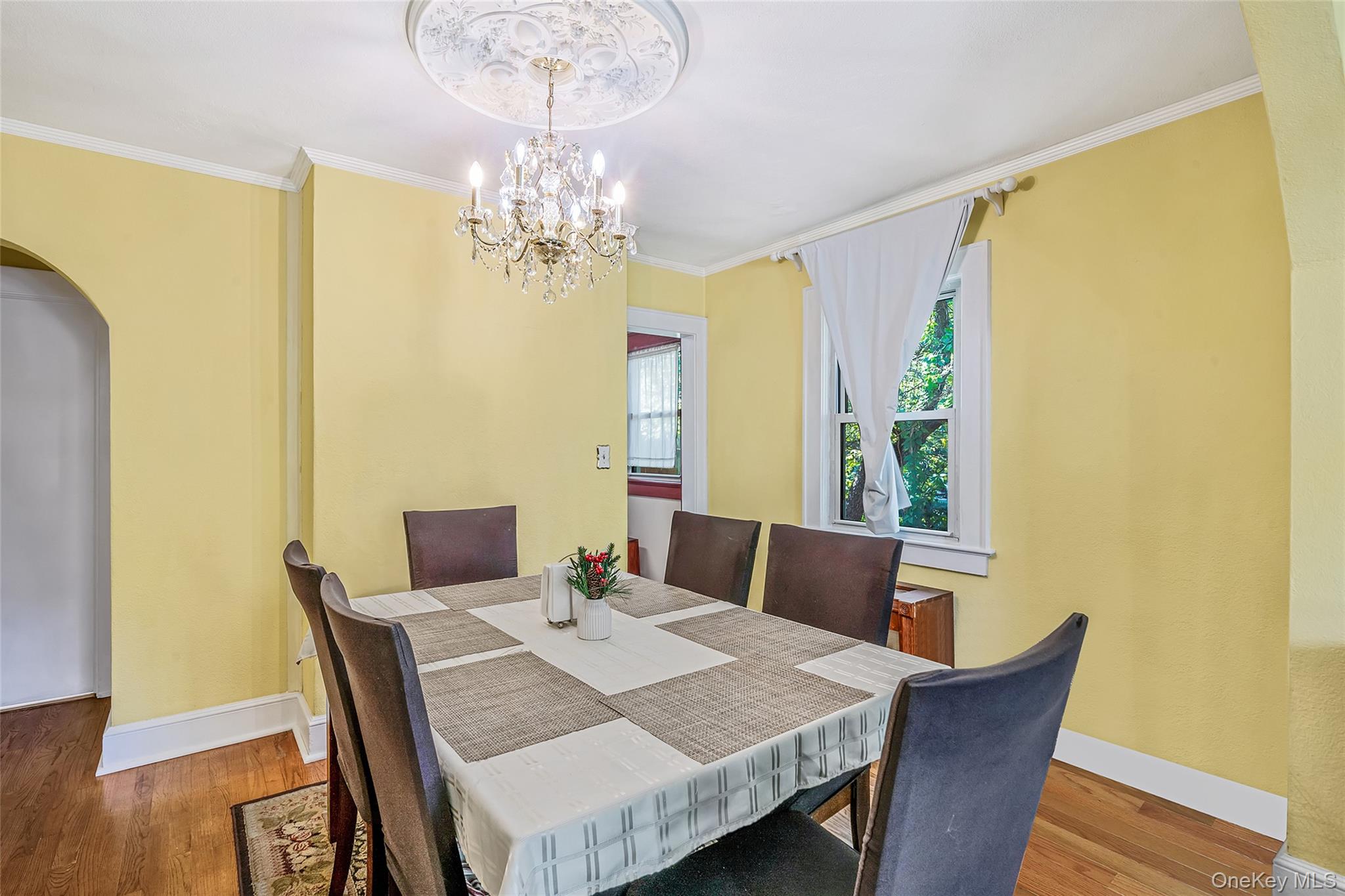 128 Winding Street, Huntington Station, NY 11746